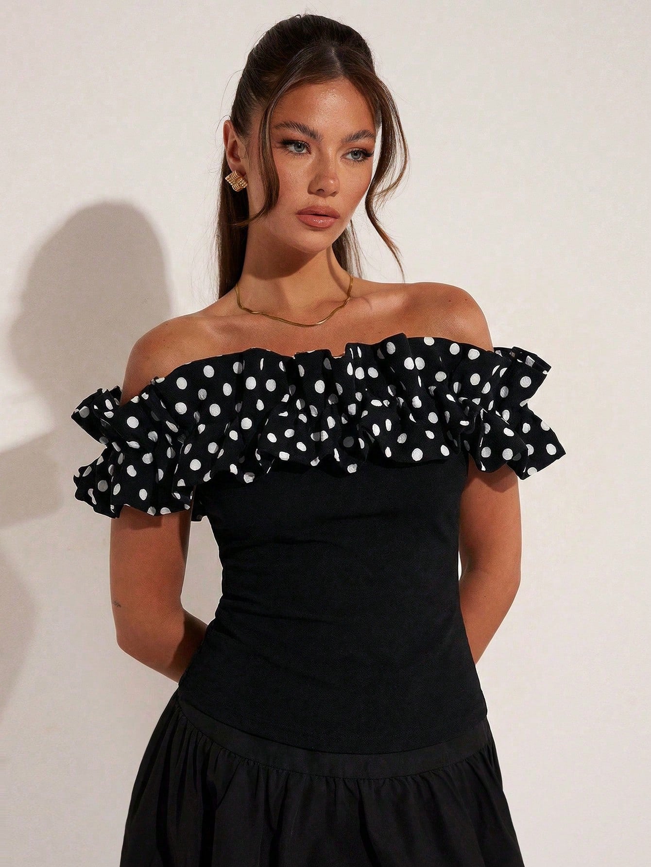 COSMINA Women's Elegant Vacation Polka Dot Off Shoulder Top, Spring/Summer