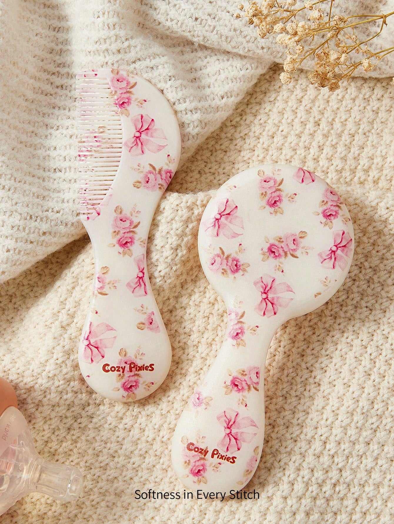 Cozy Pixies 2-Piece Set Of Soft Pink Bow Flower Hair Brush Comb Set, Gently Remove Hair Tangles, Prevent Cradle Scab, And Protect The Baby's Fontanelle At The Same Time.