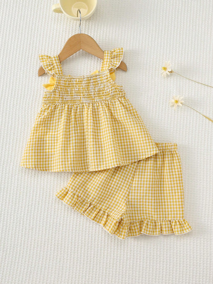 Cozy Pixies 2pcs Baby Girl Cartoon Duck Decor Bow Strap Top And Elastic Waist Shorts Set