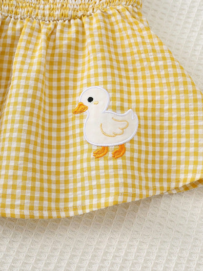 Cozy Pixies 2pcs Baby Girl Cartoon Duck Decor Bow Strap Top And Elastic Waist Shorts Set