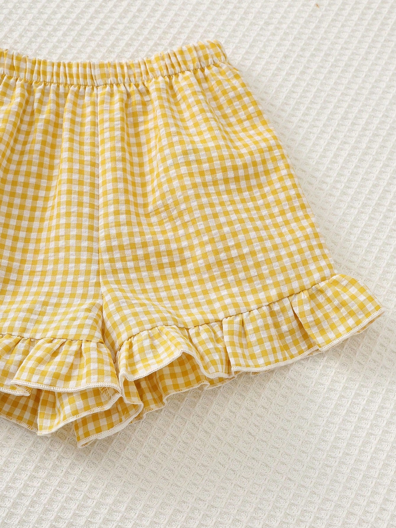 Cozy Pixies 2pcs Baby Girl Cartoon Duck Decor Bow Strap Top And Elastic Waist Shorts Set