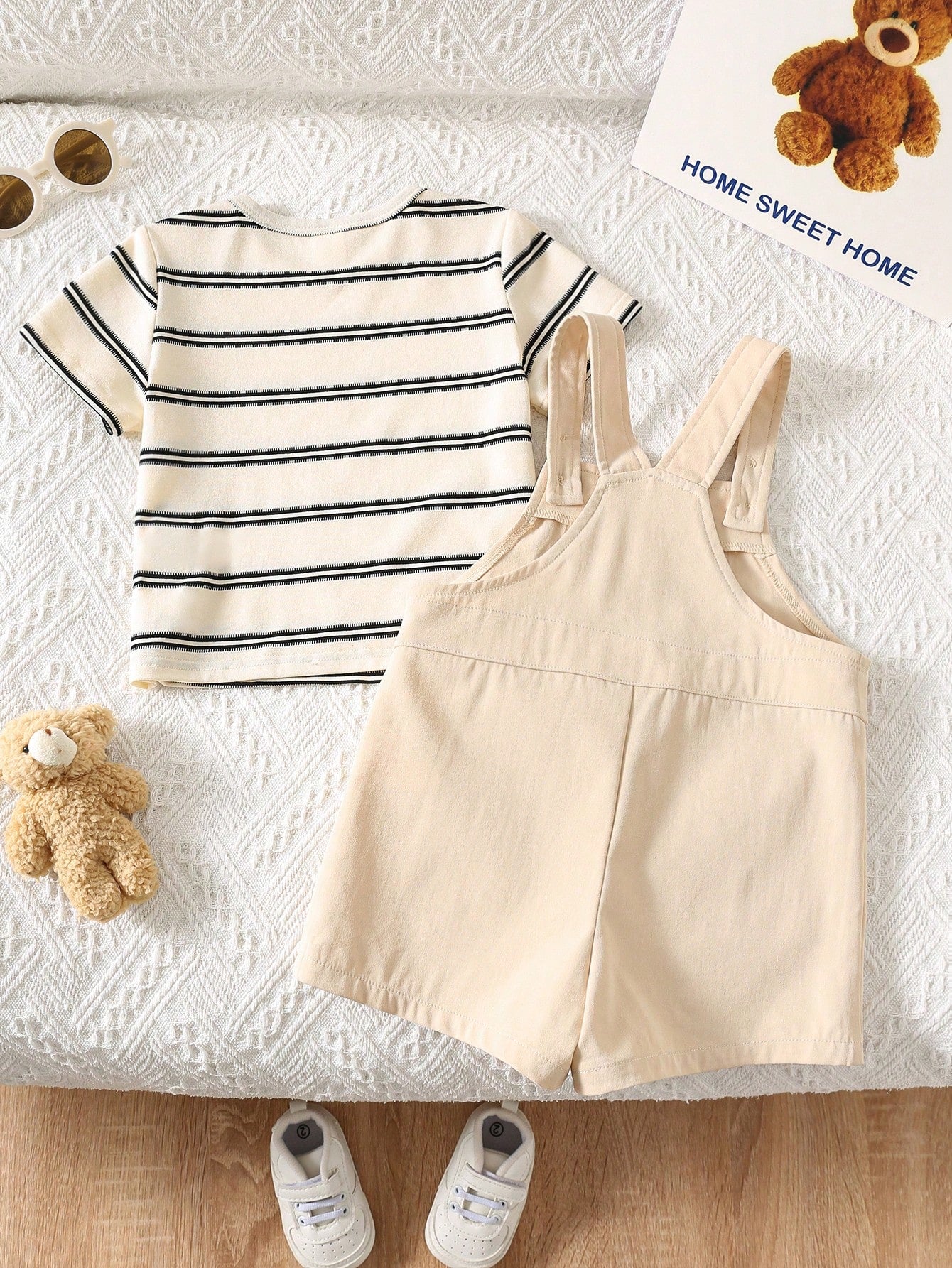 Cozy Pixies 2pcs/Set Baby Boy Girl Summer Casual Brown Beach Outfit, Korean Solid Short Sleeve T-Shirt&Cute Dinosaur Print Suspender Shorts 2-Piece Set