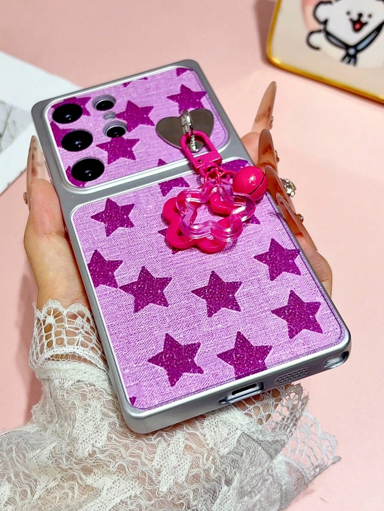 Creative Rose Red Star Plaid Pattern With Heart Hook Star Pendant Spray Painted TPU Full Coverage Phone Case Compatible With Galaxy S26 S25 S24 Ultra S24 Plus S24 FE S23 S22 A55 A54 A53 A52 A50 A30 A4