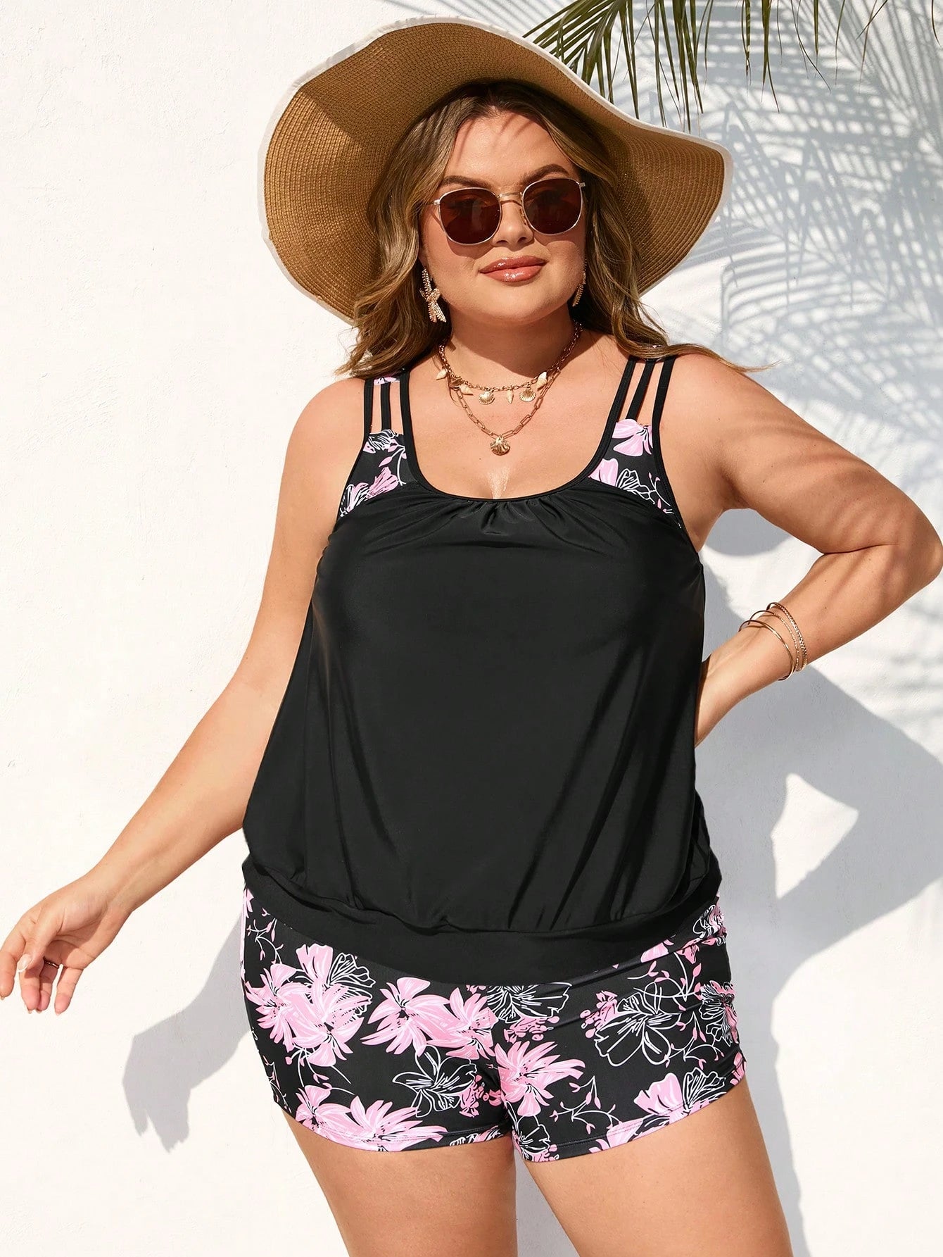 CURVE+ Plus Size Women's Summer Beach Vacation Floral Print Hollow Shoulder Scoop Neck Tankini Swimwear