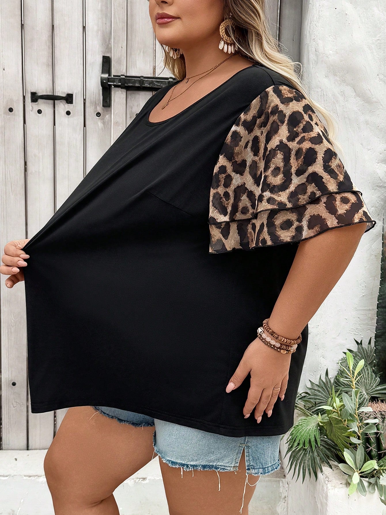 CURVE+ Plus Size Women's Valentine's Day Leopard Print Patchwork Pleated Sleeves Casual Elegant T-Shirt Top Curve Plus Boho Vacation Brunch Dinner
