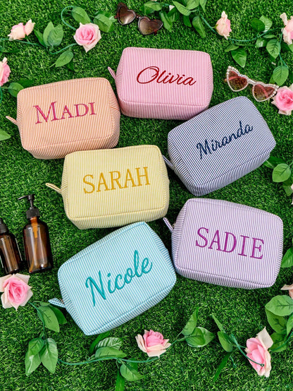 Custom Makeup Bag, Bridal Shower Gift, Personalized Bridesmaid Gifts, Wedding Gift, Travel Toiletry Bag, Cosmetic Bag, Birthday Gift For Her, Monogrammed Toiletry Bag, Christmas Beauty Accessories, Mo