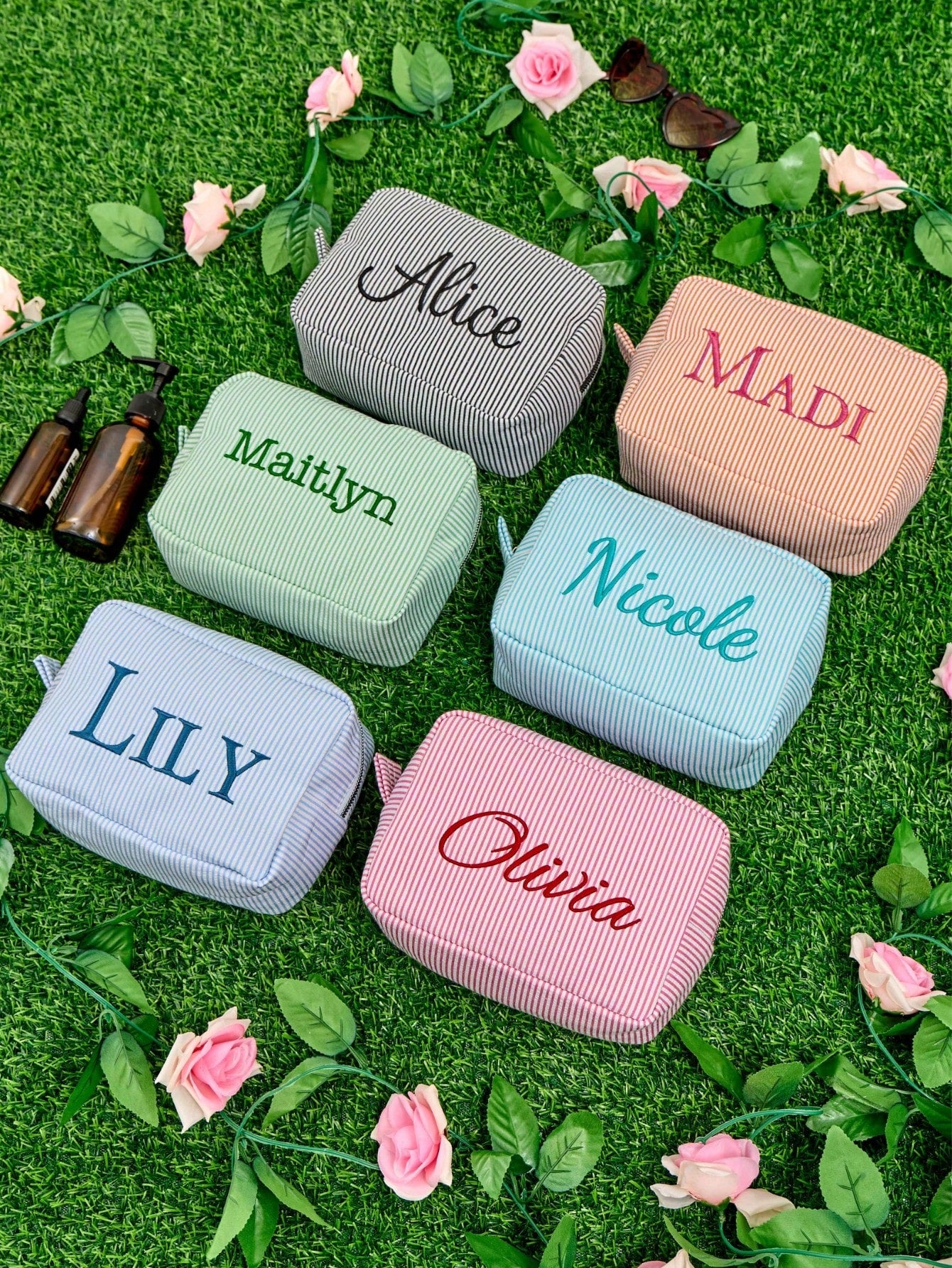 Custom Makeup Bag, Bridal Shower Gift, Personalized Bridesmaid Gifts, Wedding Gift, Travel Toiletry Bag, Cosmetic Bag, Birthday Gift For Her, Monogrammed Toiletry Bag, Christmas Beauty Accessories, Mo