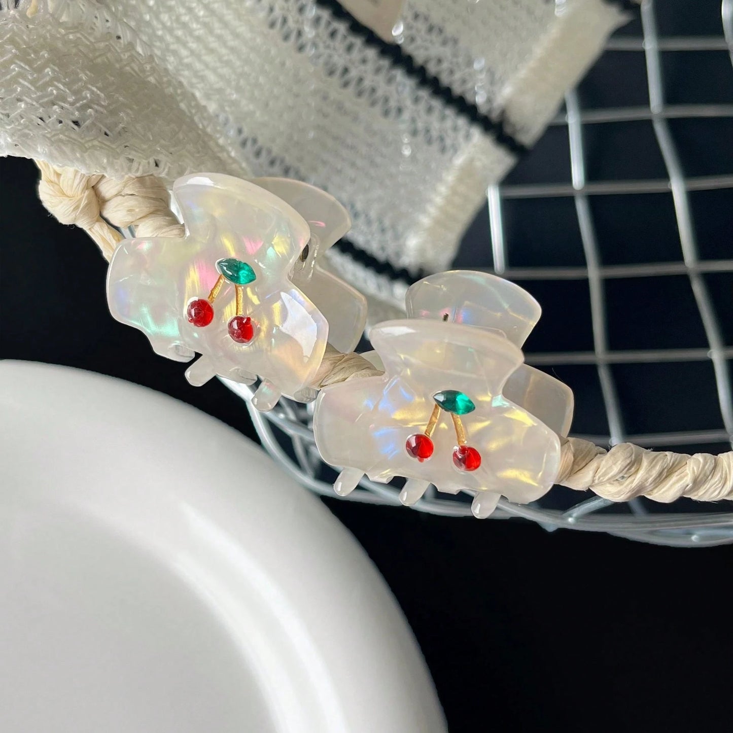 Cute Acetate Cherry Mini Claw Clip, Delicate Small Hair Clip For Bangs And Flyaways, Fashionable Versatile Side Hair Clip For Women