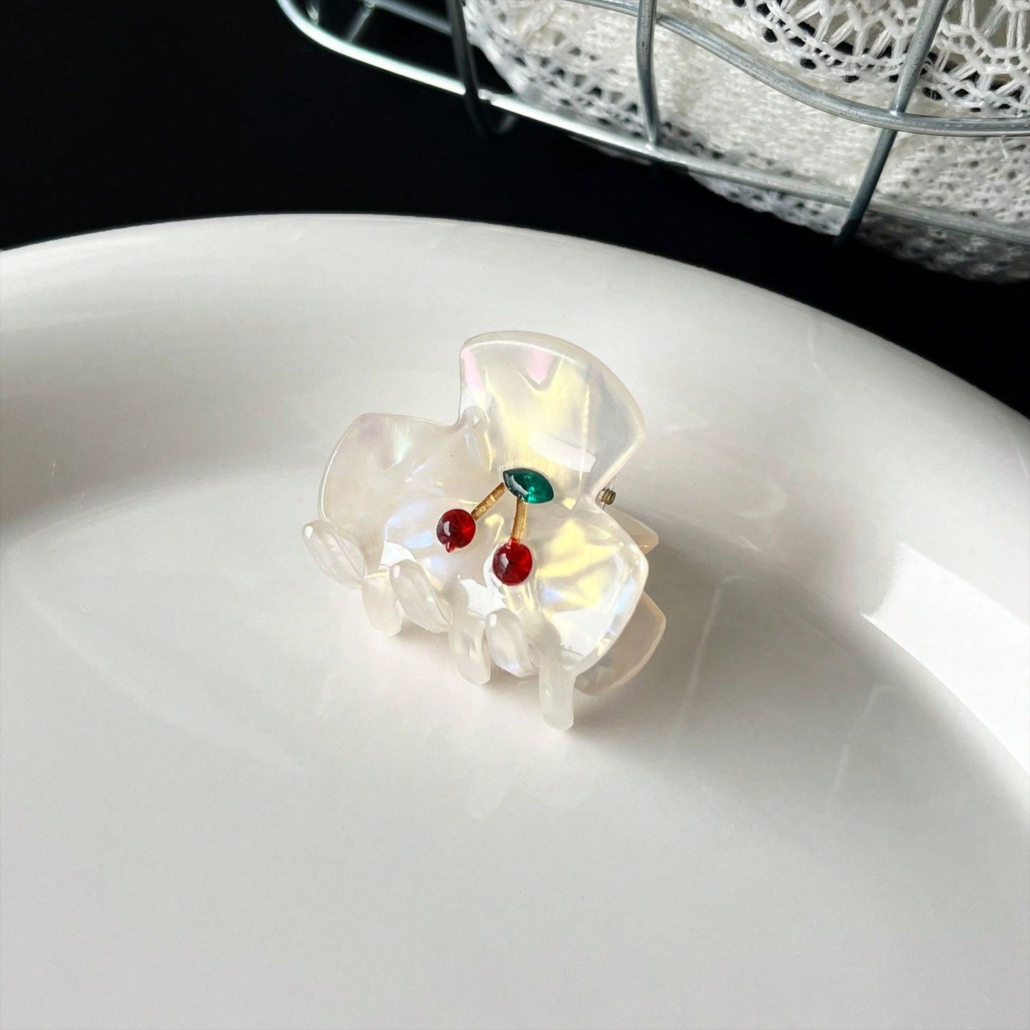 Cute Acetate Cherry Mini Claw Clip, Delicate Small Hair Clip For Bangs And Flyaways, Fashionable Versatile Side Hair Clip For Women