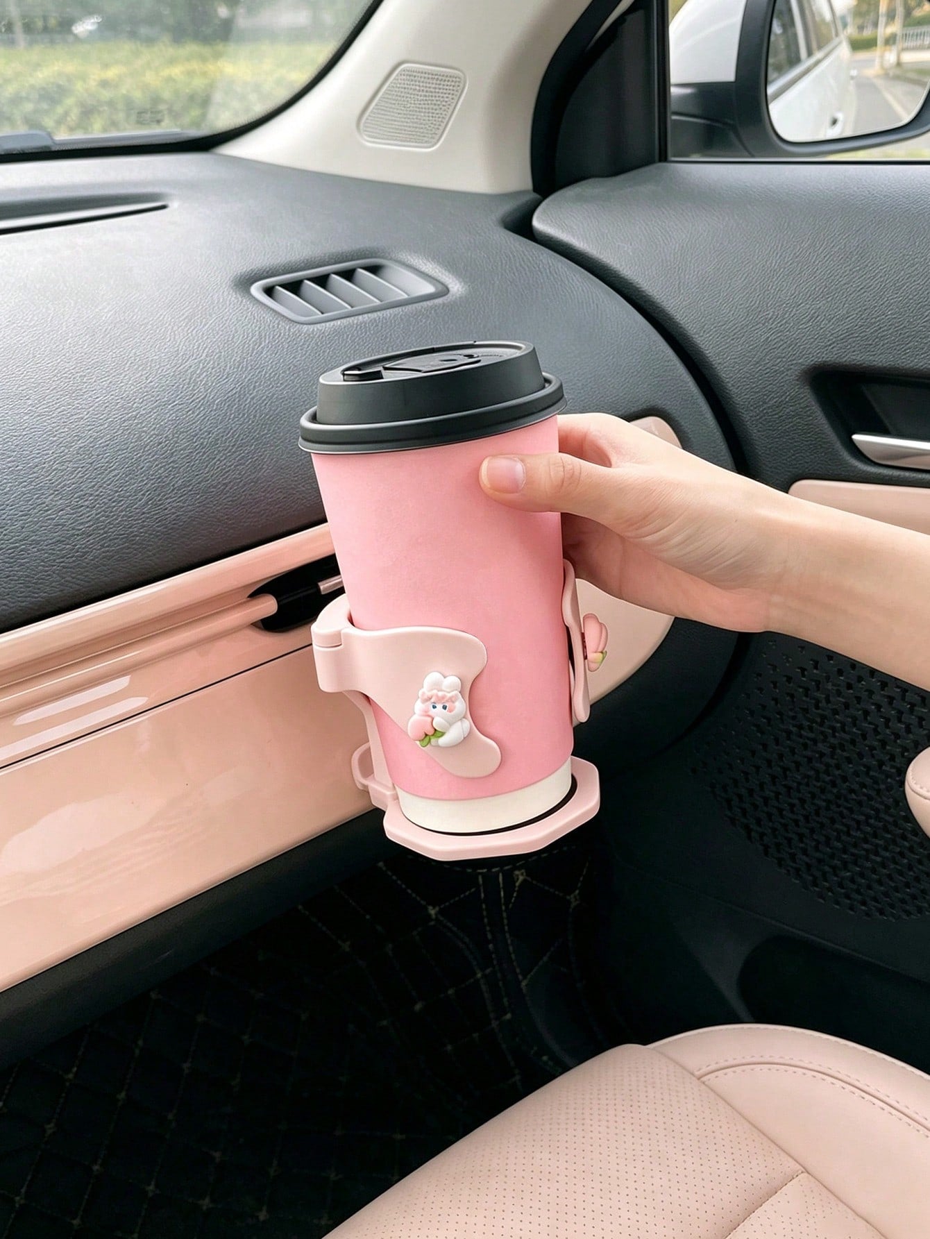 Cute Cartoon Rabbit Car Cup Holder, Air Vent Mount Water Bottle Storage Rack, Adjustable Car Cup & Coffee Mug Holder, Anti-Shake Beverage Cup Holder, Car Interior Decor Accessory
