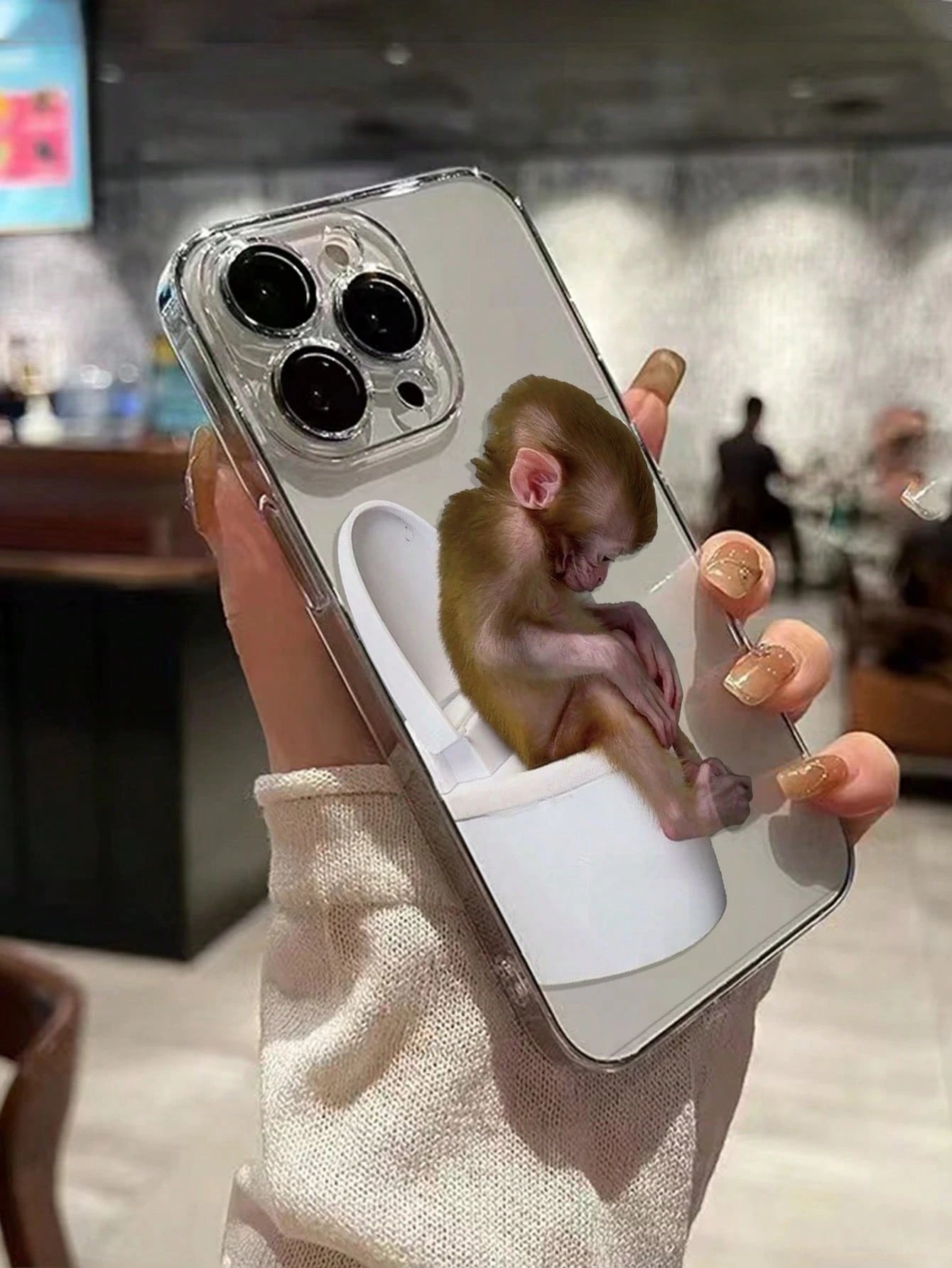 Cute Shockproof Fashion Ugly-Cute Funny 1pc Funny Monkey On A Toilet Graphic Thick Transparent Painted Phone Case Compatible With IPhone 17pro/17Air/17/17promax16/11/16pro/16plus/16promax, Compatible