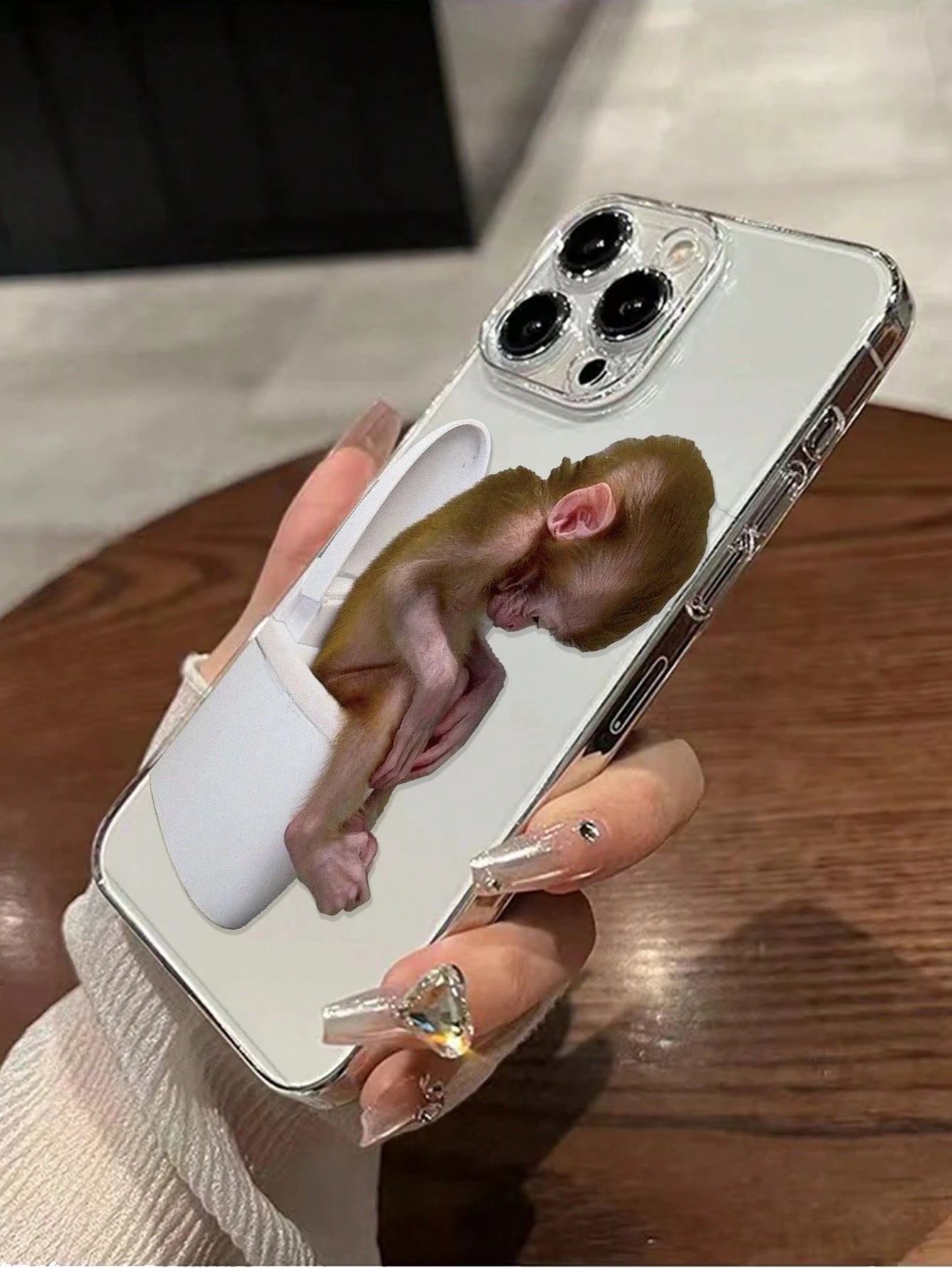 Cute Shockproof Fashion Ugly-Cute Funny 1pc Funny Monkey On A Toilet Graphic Thick Transparent Painted Phone Case Compatible With IPhone 17pro/17Air/17/17promax16/11/16pro/16plus/16promax, Compatible