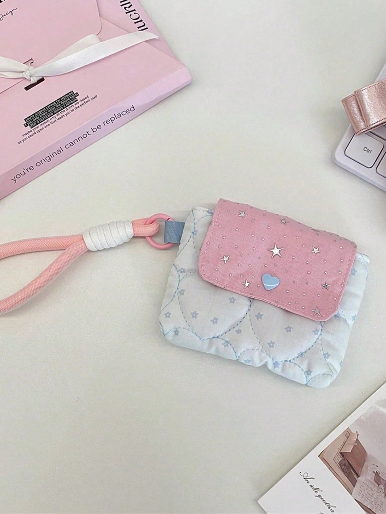 Cute Star & Heart Quilted Camera Bag, Heart Quilted CCD Camera Protective Case, Multi-Functional Storage Bag, Portable Wrist Bag, Snap Closure, Y2K Style Storage Bag