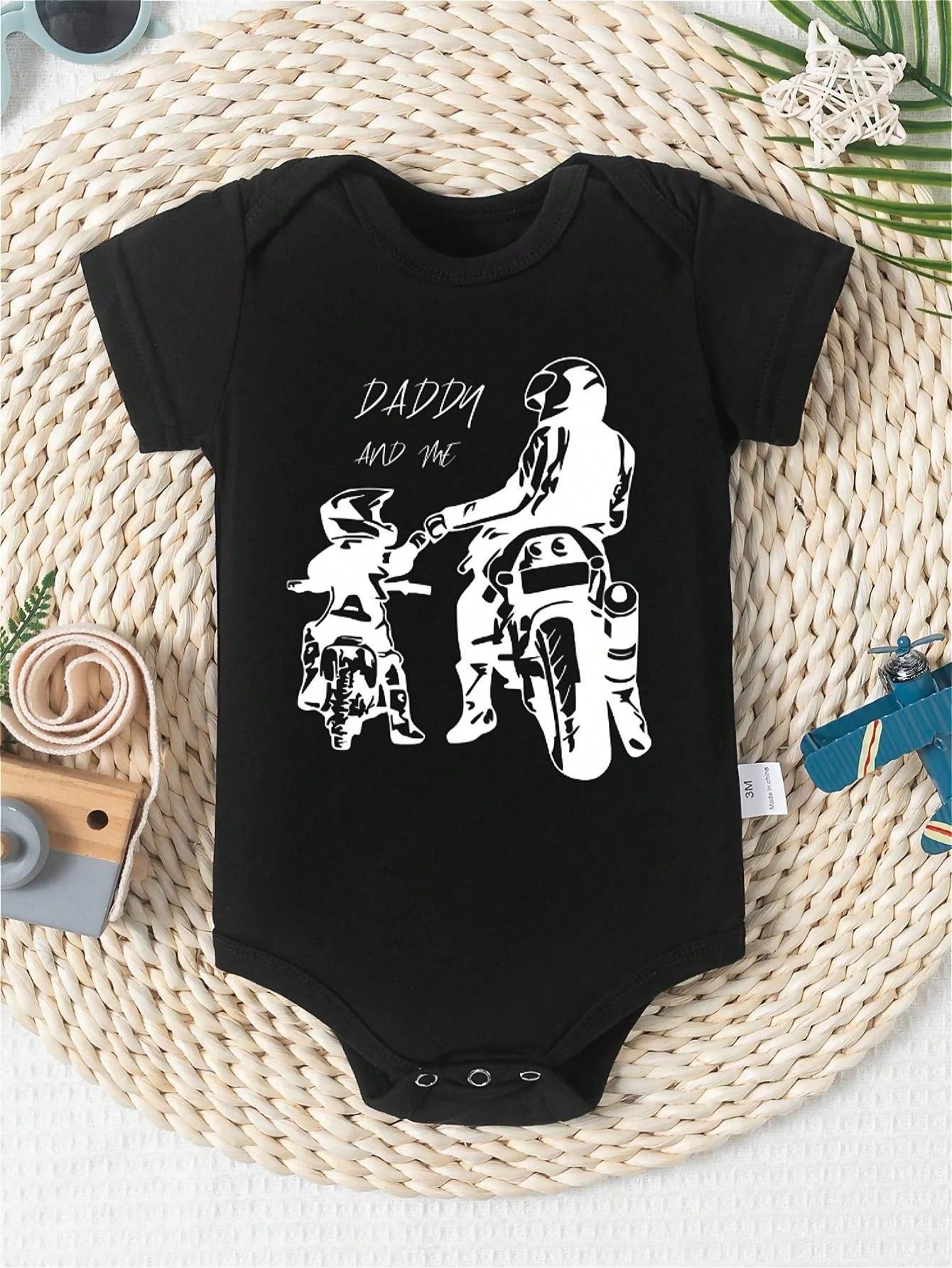 DADDY AND ME Print Funny Baby Romper Casual Comfortable Short Sleeve Newborn Clothes Cotton Fashion Triangle Jumpsuit