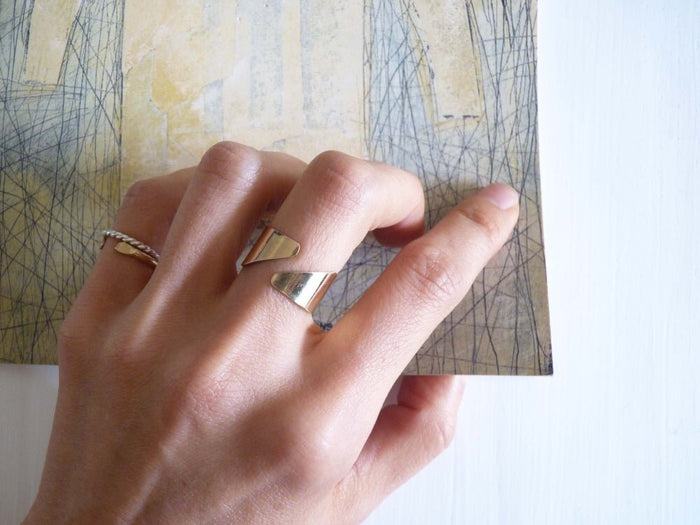 Diagonal Ring - Acacia
