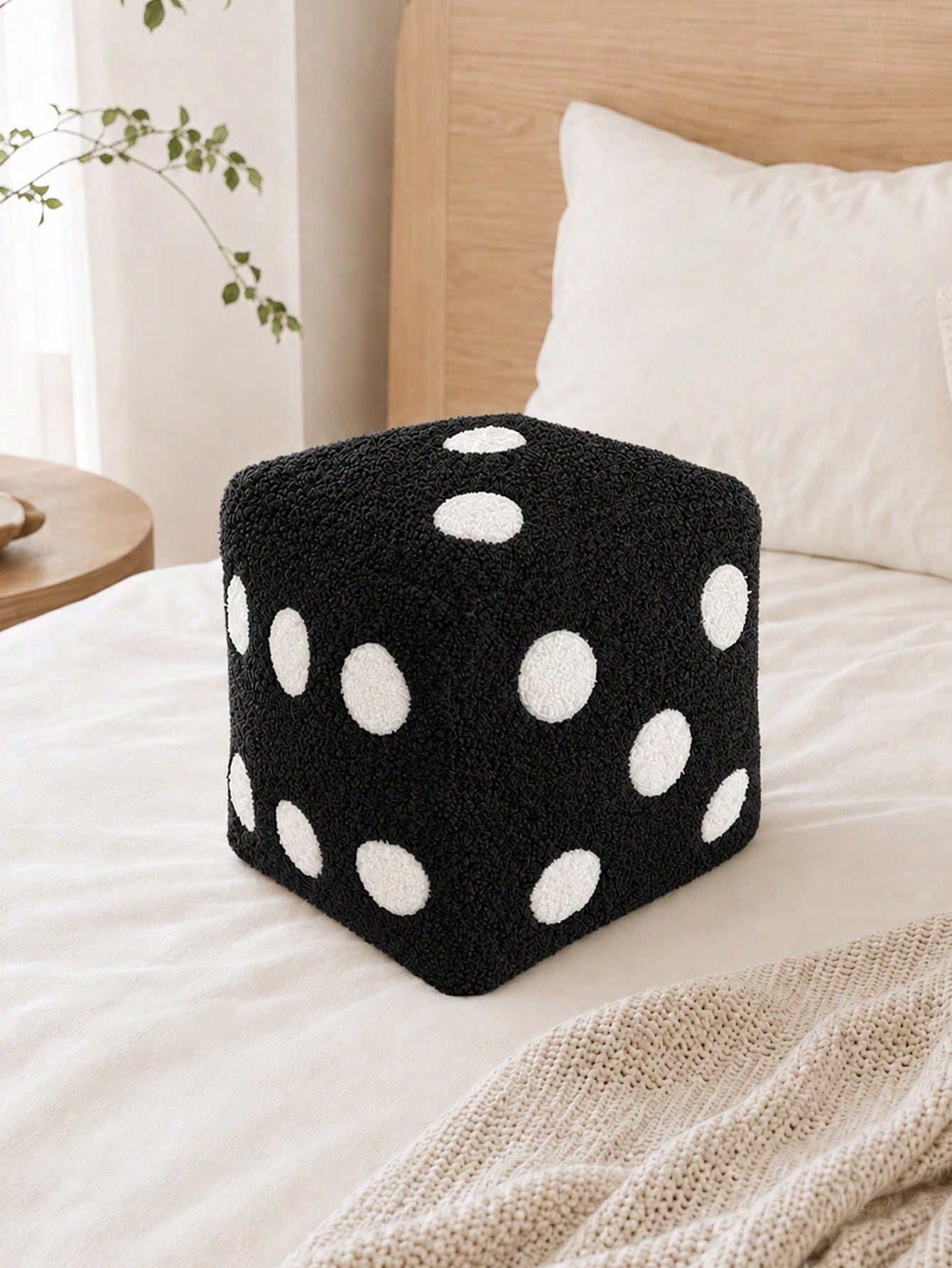 Dice Throw Pillow- A Cute Dice-Shaped Decorative Pillow, Creative And Fun, Looks Exactly Like A Dice, Soft Plush Sofa Cushion, Perfect For Study Time And Game Night, Also A Creative Home Decor Item
