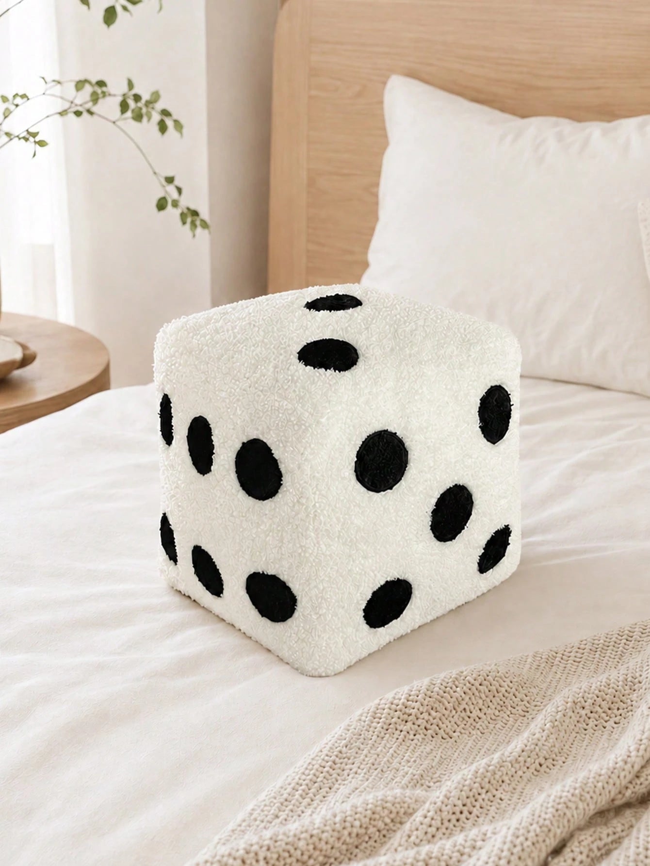Dice Throw Pillow- A Cute Dice-Shaped Decorative Pillow, Creative And Fun, Looks Exactly Like A Dice, Soft Plush Sofa Cushion, Perfect For Study Time And Game Night, Also A Creative Home Decor Item