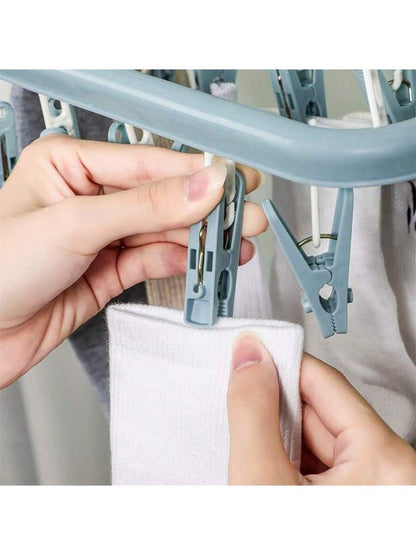 Drying Hanger With 32 Clips And Drip Foldable Hanging Rack,Plastic Hanging Drying Rack For Clothes Underwear Socks Love Valentine