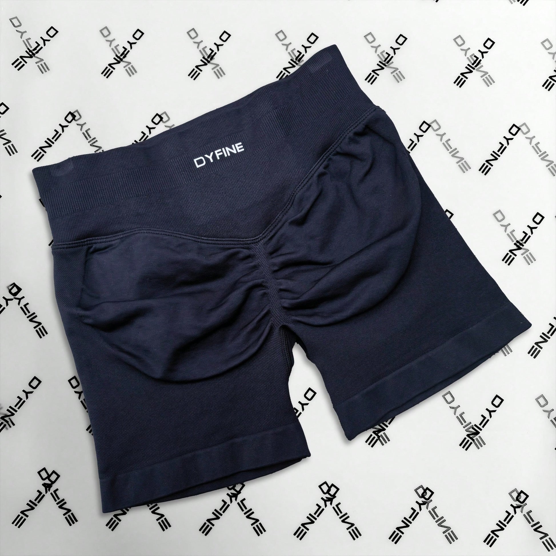 DYFINE Women's Seamless Elastic Butt Lifting Shaping Yoga Fitness Gym Running Sports Shorts