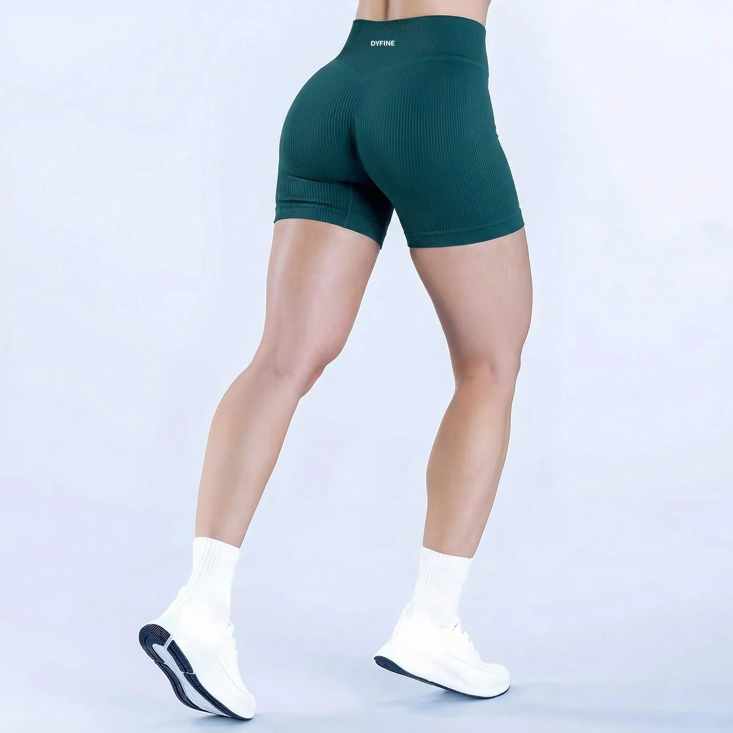 DYFINE Women's Seamless Elastic Butt Lifting Shaping Yoga Fitness Gym Running Sports Shorts
