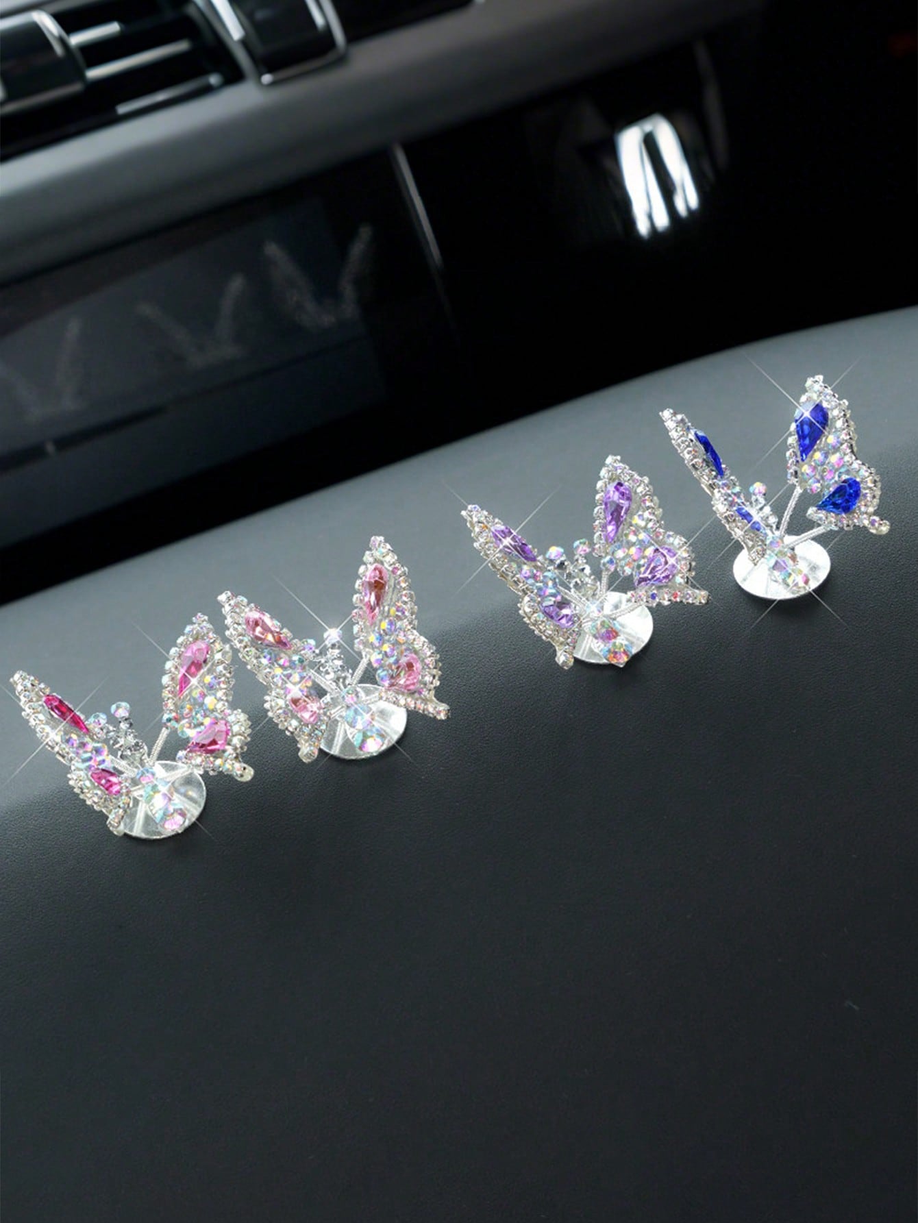 Dynamic Art Moving Butterfly Car Decorations- Diamond-Studded Shiny Universal Design, Featuring Vibrant Purple/Blue/Pink Gems, For Adhesive Installation In Luxury Car Interior Accessories