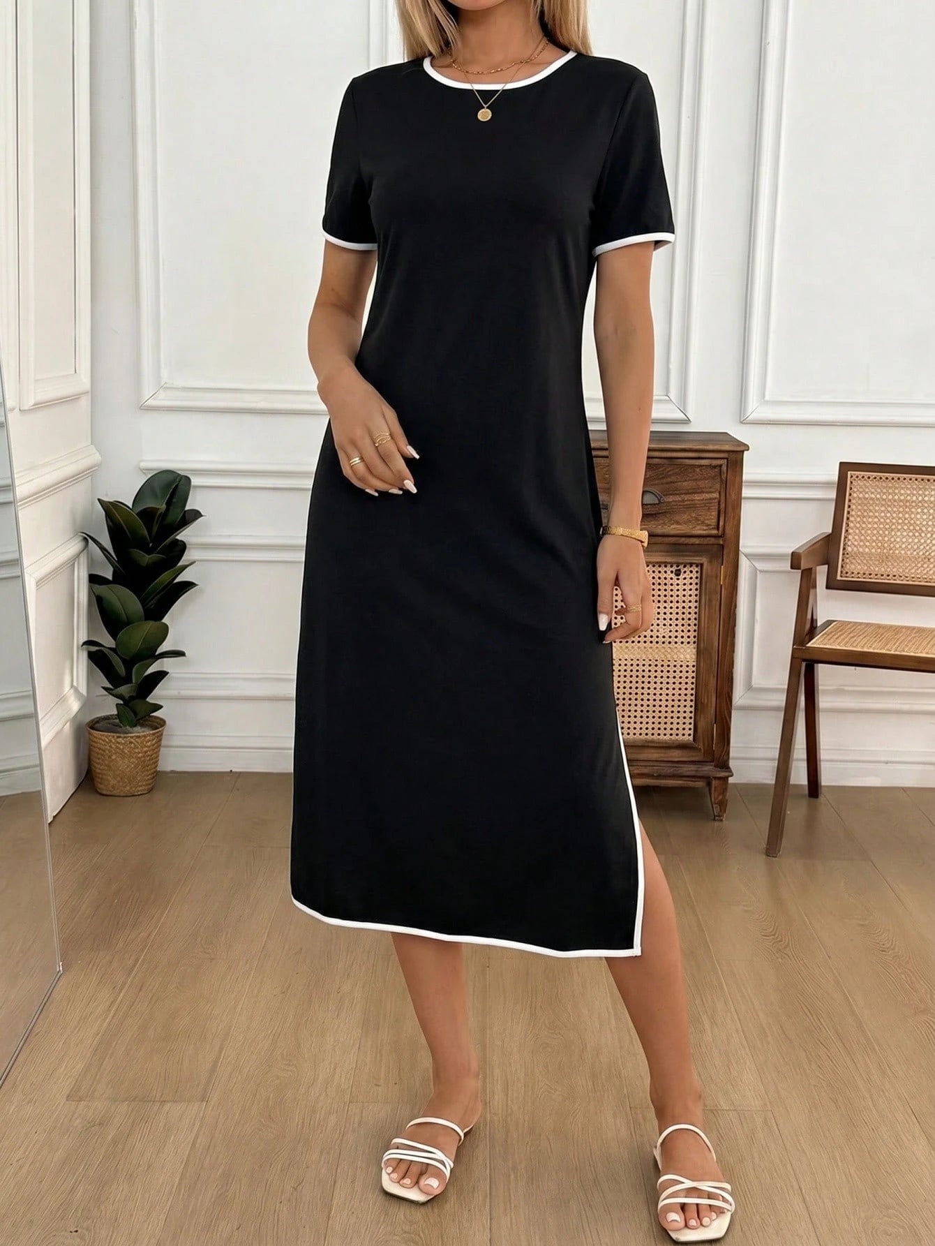Easowa Women's Trimmed Round Neck Short Sleeve Side Slit Hem Midi Dress Vacation Black And White Checkered Summer Casual Brunch