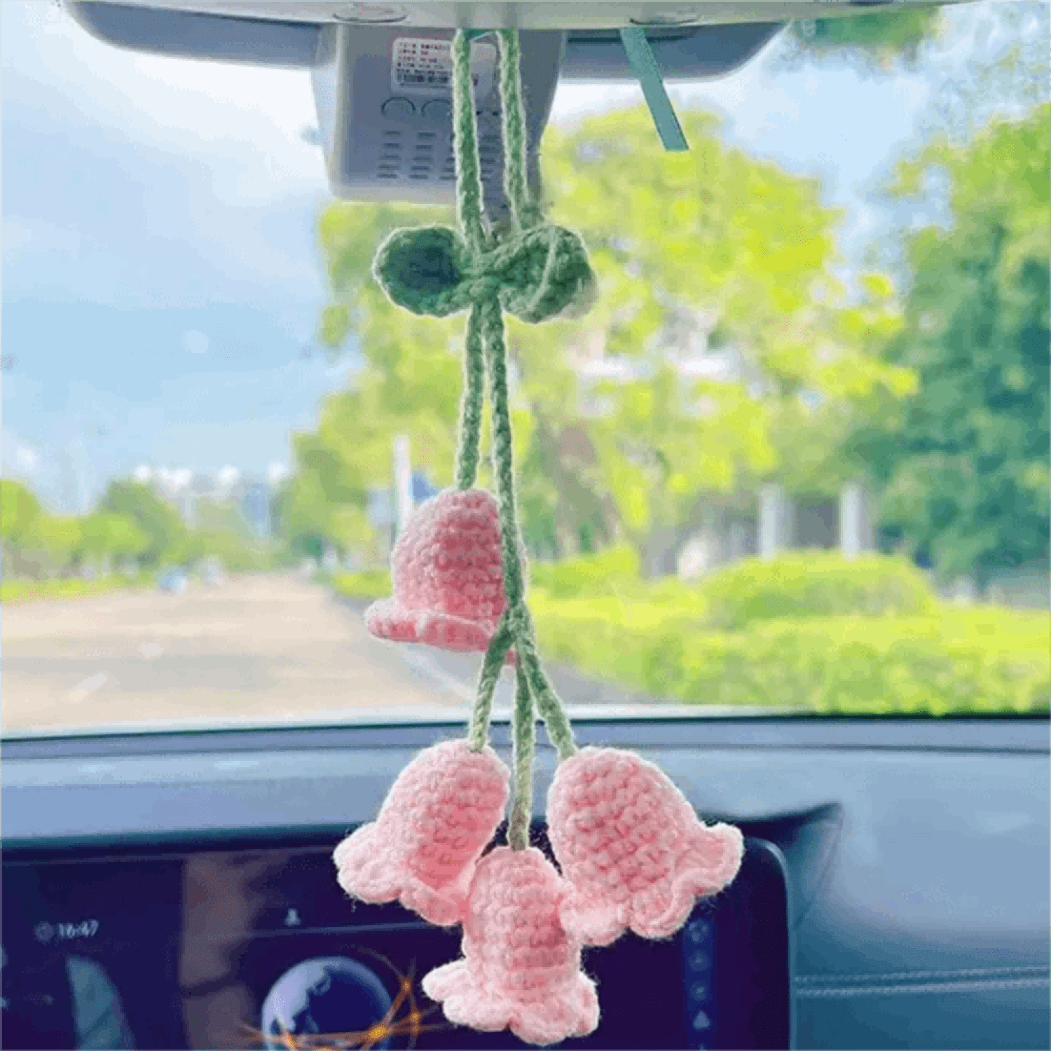 Easypie Selection 1pc Lily Of The Valley Crochet Pendant, Rearview Mirror Hanging Decor, Crochet Flower Car Accessory, Keychain, Bag Charm, White (Includes 4 Small Flowers)