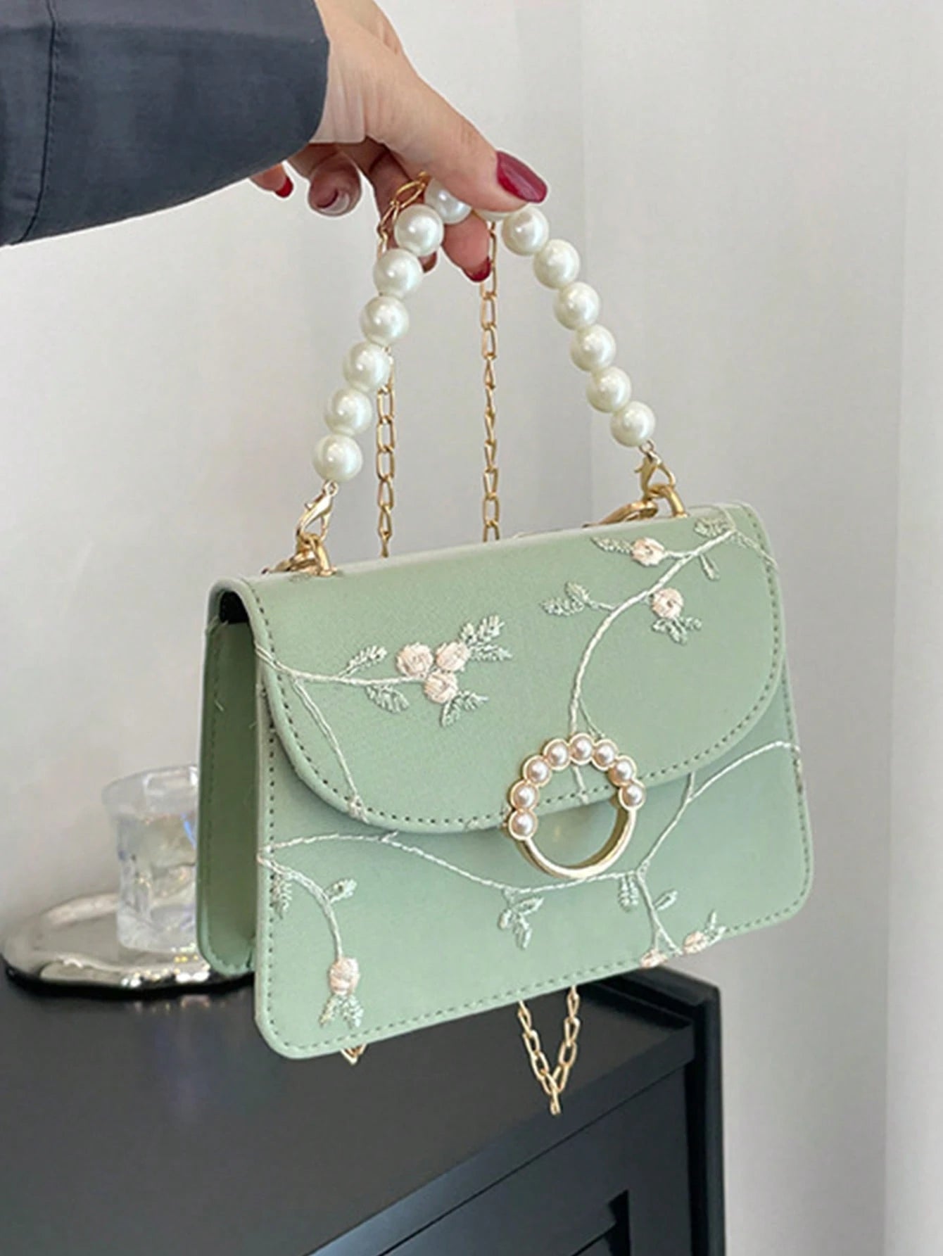 Elegant Chain Crossbody Bag, Sturdy Y2K Mint Green Women's Bag, Chic Small Embroidered Box Bag, Evening Party, Bridesmaids Gifts, Daily Travel Use.