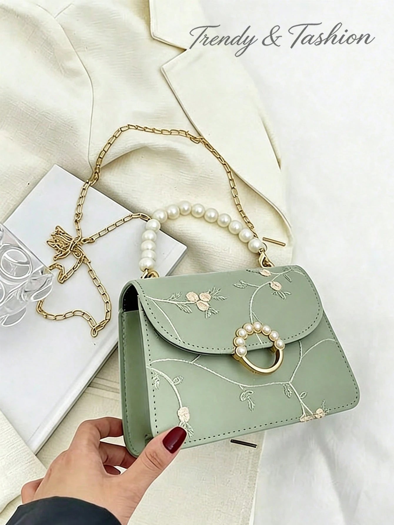 Elegant Chain Crossbody Bag, Sturdy Y2K Mint Green Women's Bag, Chic Small Embroidered Box Bag, Evening Party, Bridesmaids Gifts, Daily Travel Use.