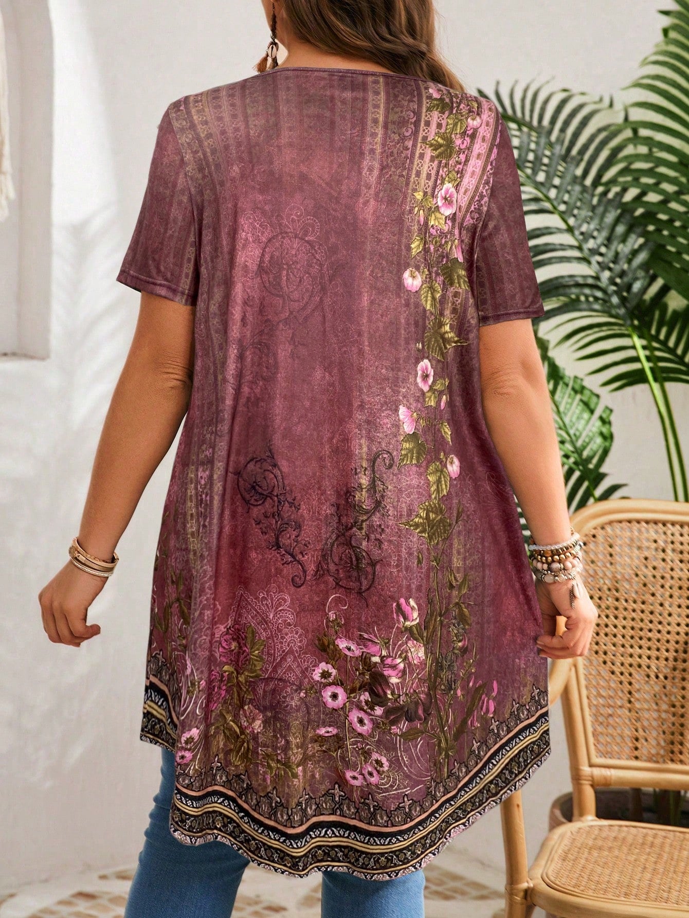 EMERY ROSE Plus Size Crew Neck Short Sleeve Floral Print Casual Blouse, Everyday Wear,Summer,Tropical Vacation