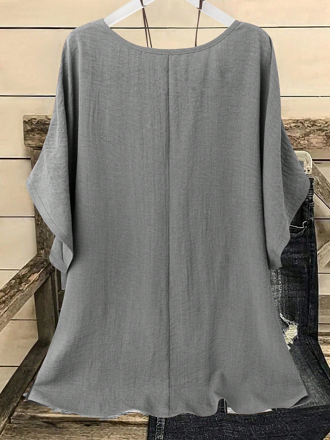 EMERY ROSE Plus Size Printed Casual Elegant Round Neck Drop Shoulder Shirt