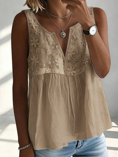 EMERY ROSE Plus Size Summer Casual Floral Decor Notched Neck Camisole