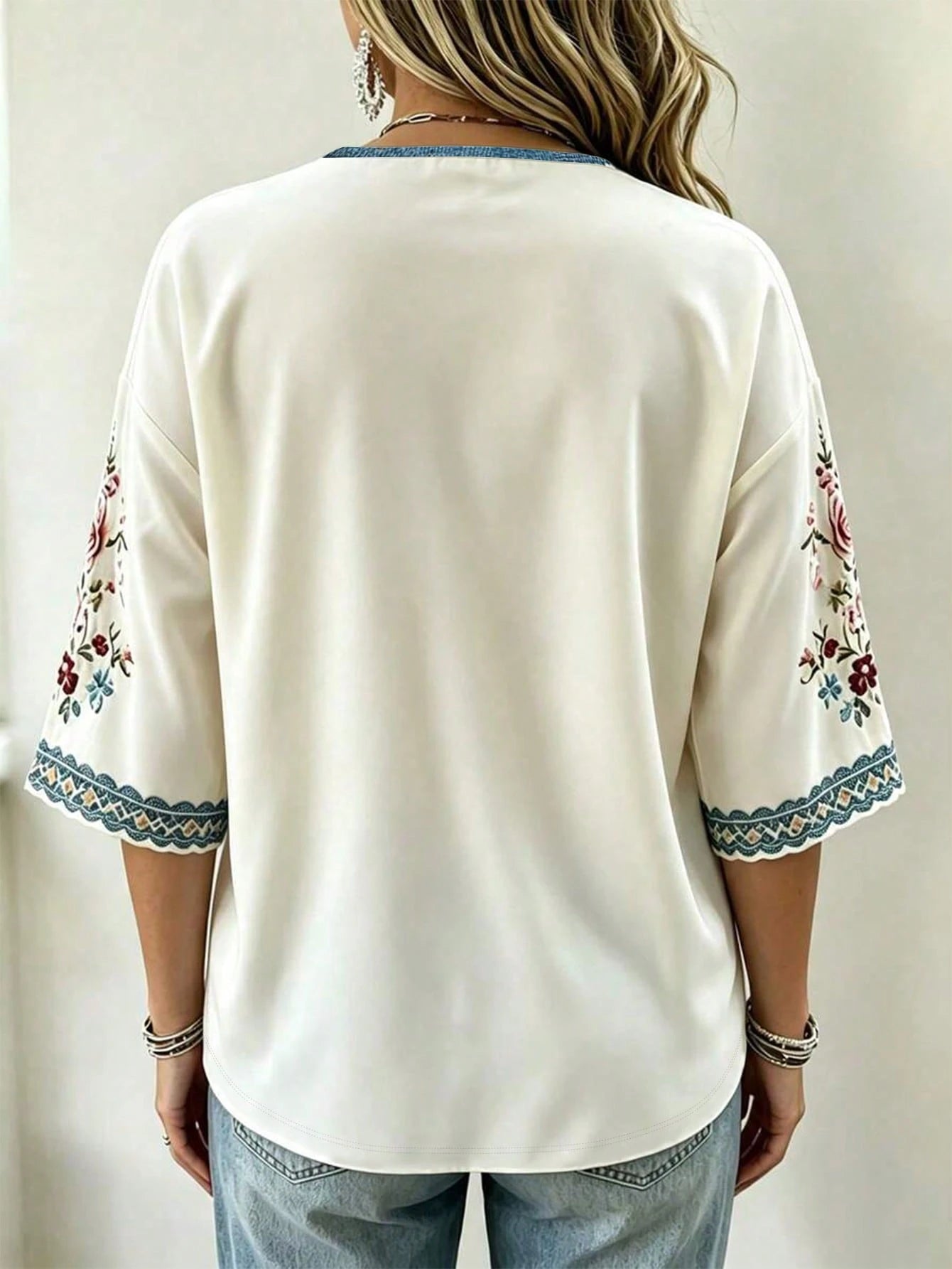 EMERY ROSE Plus Size Women Casual Top With Floral Print For, For Everyday Wear