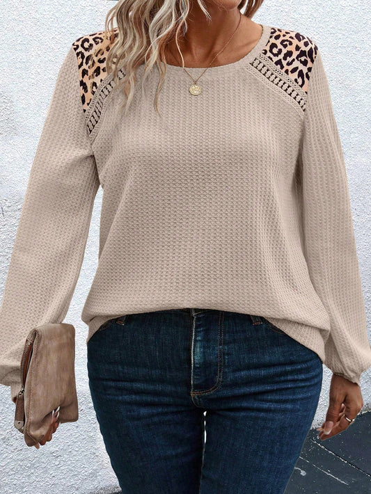 EMERY ROSE Plus Size Women's Contrast Leopard Print Long Sleeve T-Shirt Print Tees Women Tops For Spring