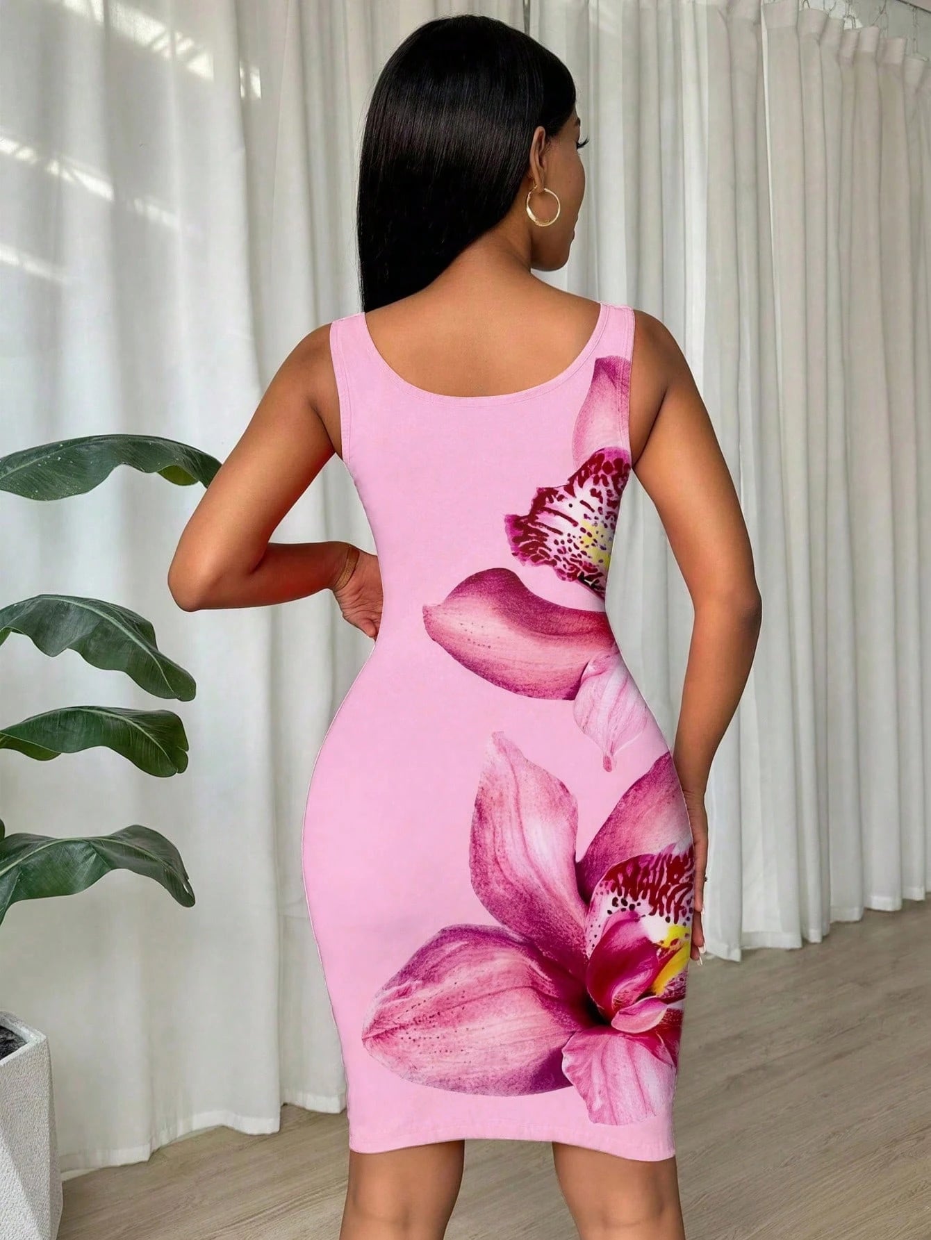 Eryvara Tie Dye Pleated Slim Fit Sleeveless Bodycon Dress For New Year Clothes