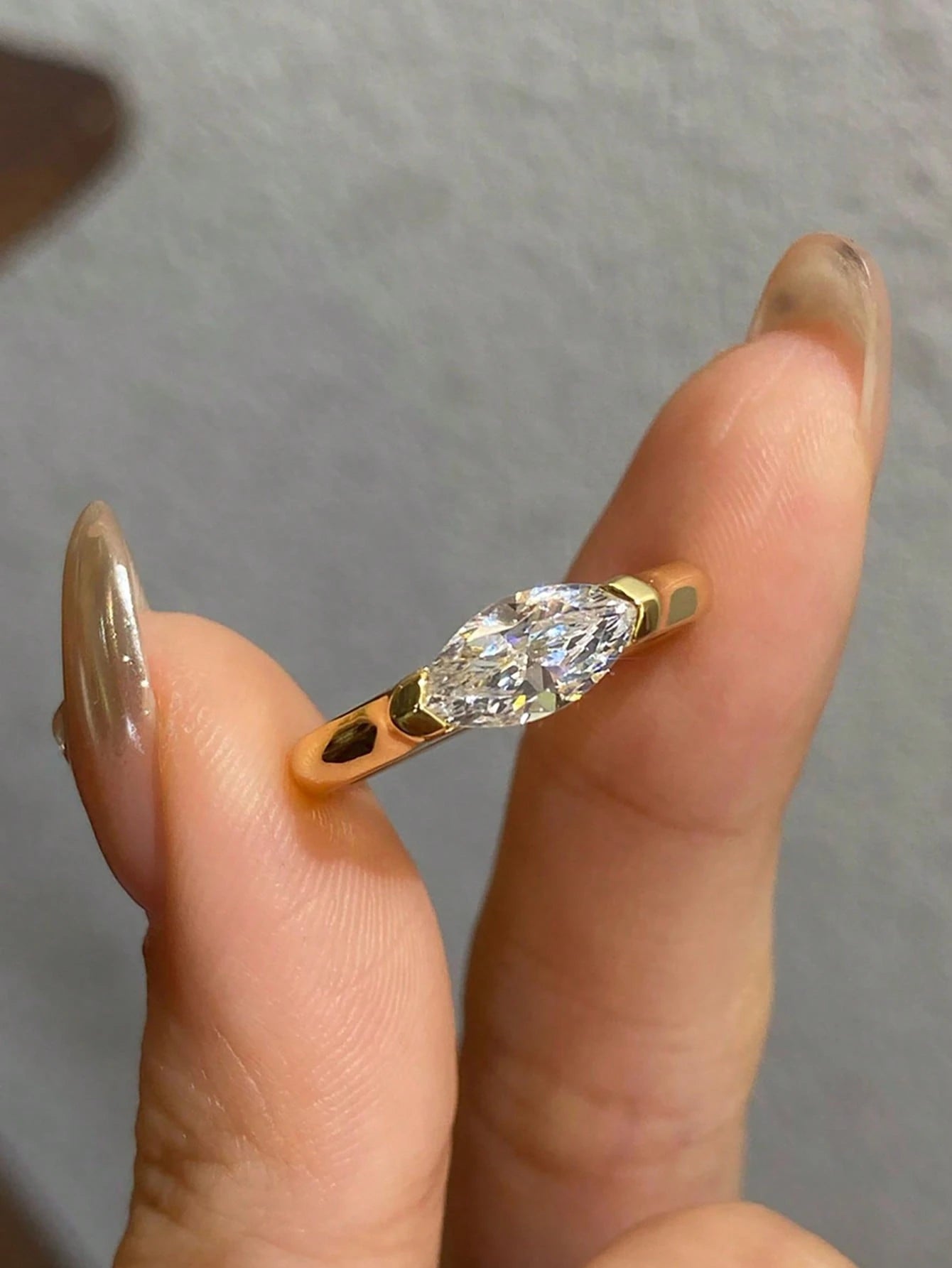 ESBERRY 1 Piece Delicate And Elegant 925 Silver Four Claws Unique Shaped Diamond Ring Solitaire Engagement Ring Ladies Jewelry Gift Engagement Gift Party Gift