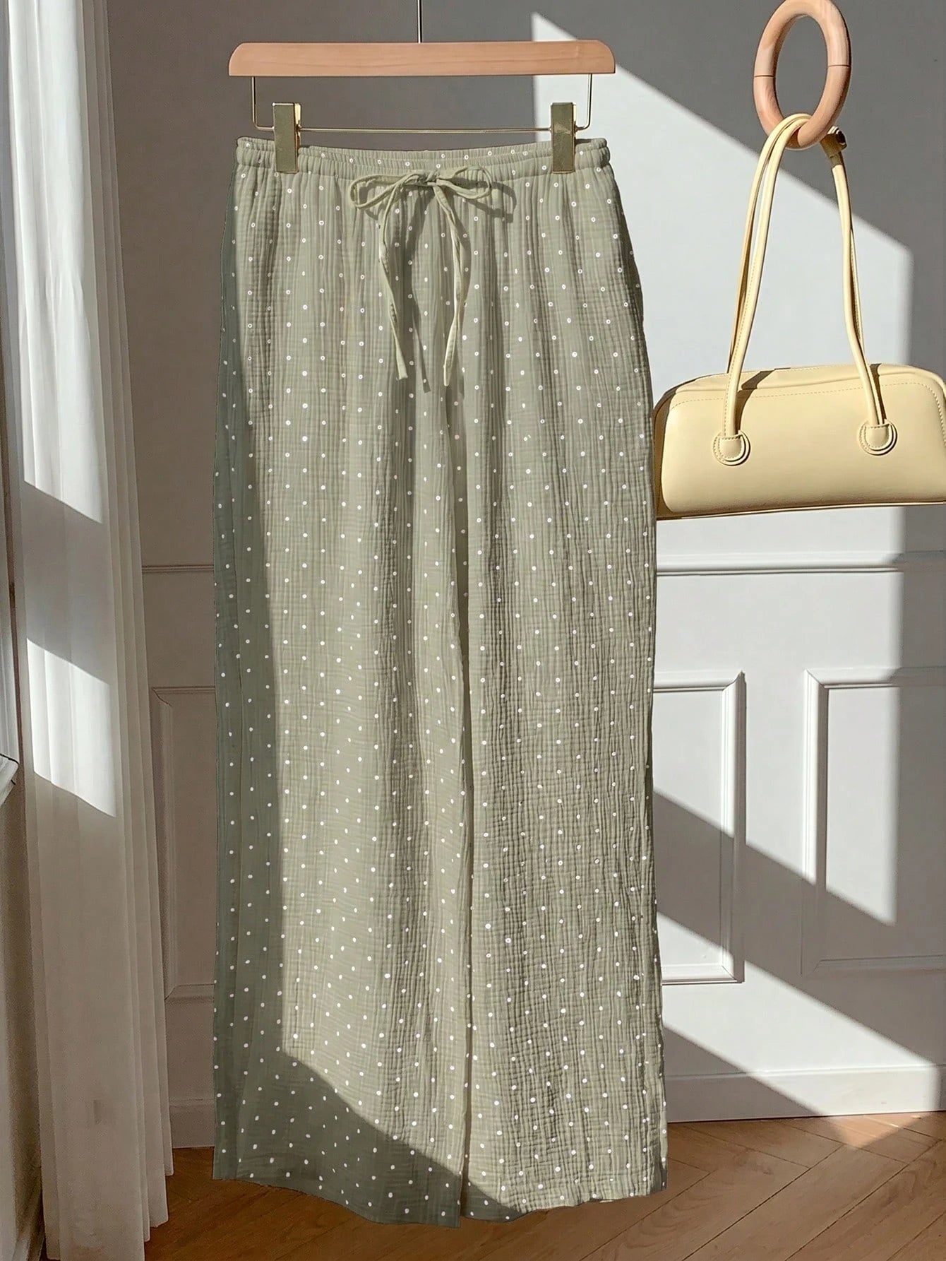 EZwear Green Woven Women's Polka Dot Print Tie Waist Pants