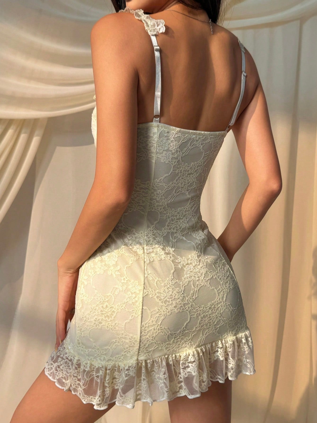 EZwear Women Floral Lace Bow Decor Bodycon Sleeveless Mini Dress,Bodycon Dress