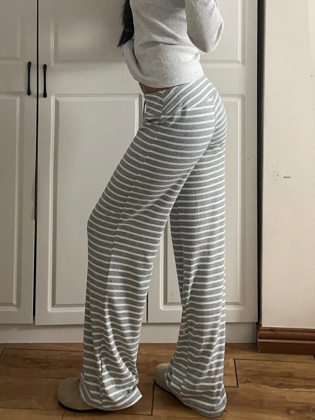 EZwear Women's Casual Low Waist Striped Brushed Drawstring Waist Yoga Loose Fit Pants, Comfortable For Home Wear, Autumn/Winter