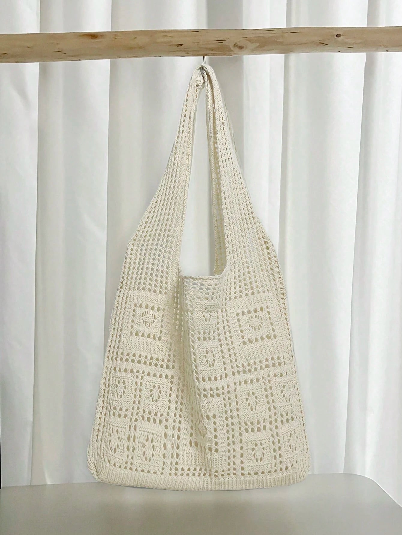 Fashion Essential: Women's Crochet Knit Beach Tote Bag, Hollow Design, Large Capacity, Foldable, With Carrying Strap, Designed For Women. It's Perfect For Beach Trips Due To Its Sand-Proof Feature; Al