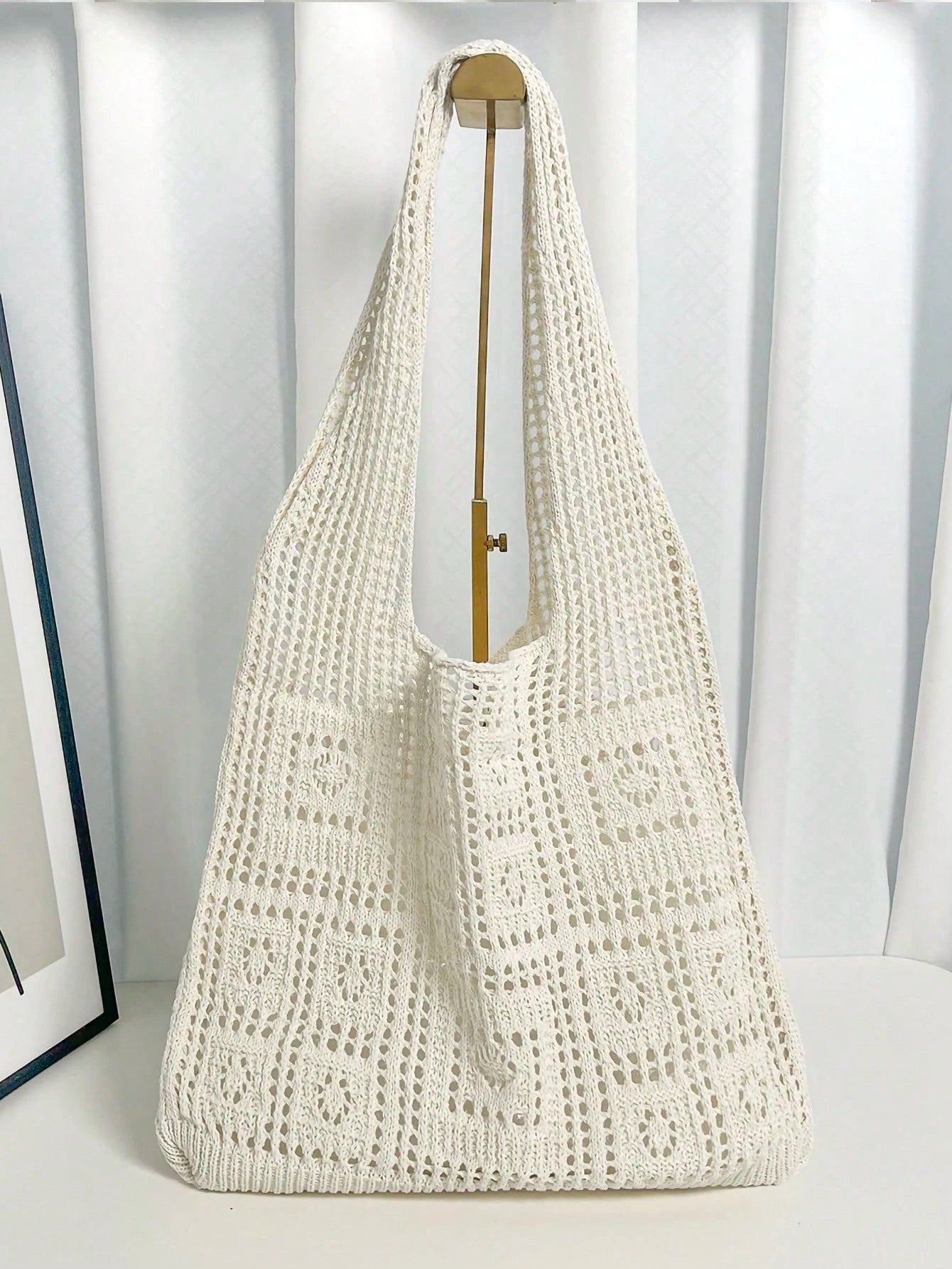 Fashion Essential: Women's Crochet Knit Beach Tote Bag, Hollow Design, Large Capacity, Foldable, With Carrying Strap, Designed For Women. It's Perfect For Beach Trips Due To Its Sand-Proof Feature; Al