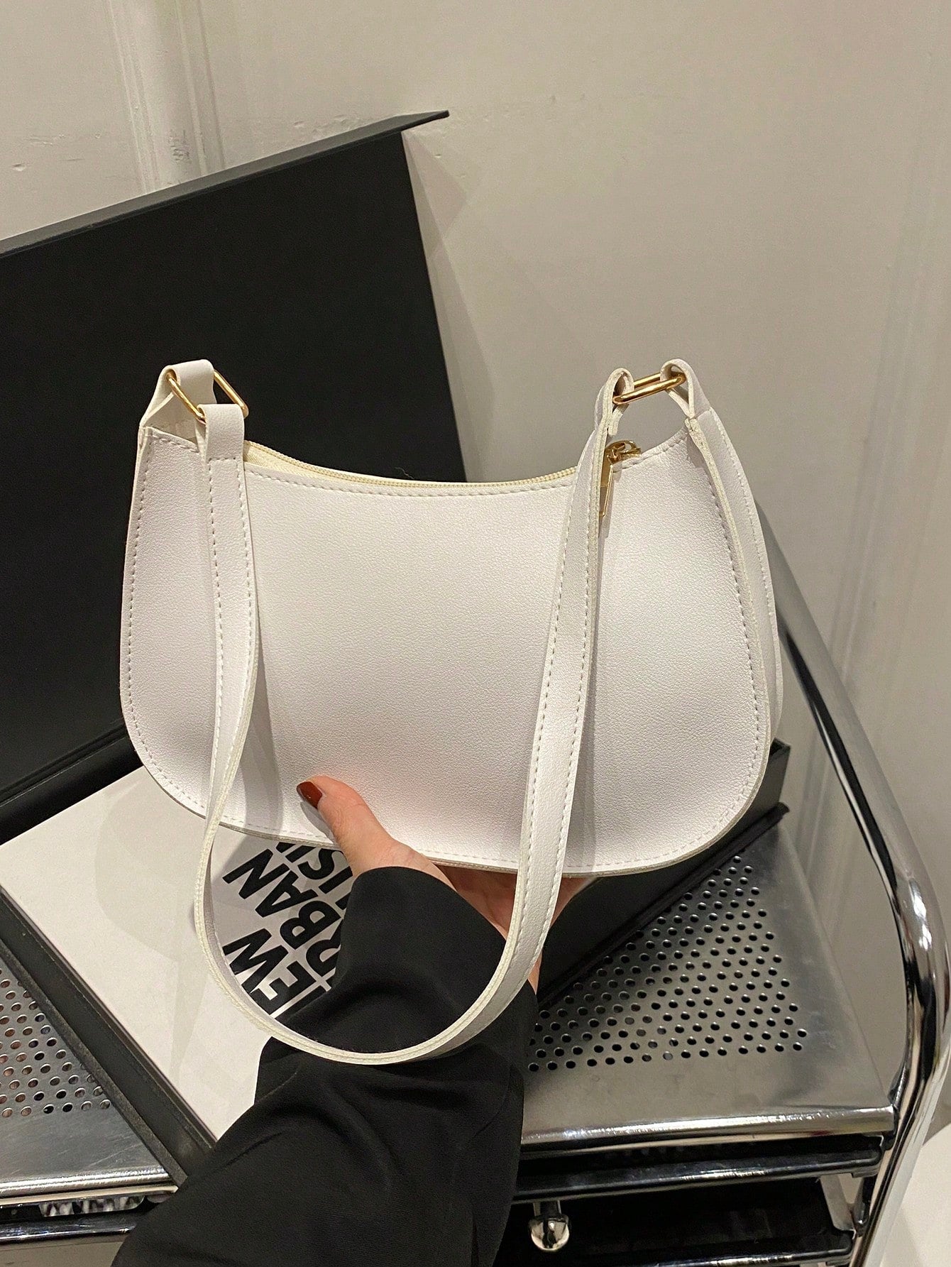 Fashionable Minimalist Shoulder Bag, Retro Handbag With Zipper, Lightweight And Multifunctional, Versatile And Elegant, Suitable For Parties, Gatherings, Work Commute, Cosmetics And Skincare Storage