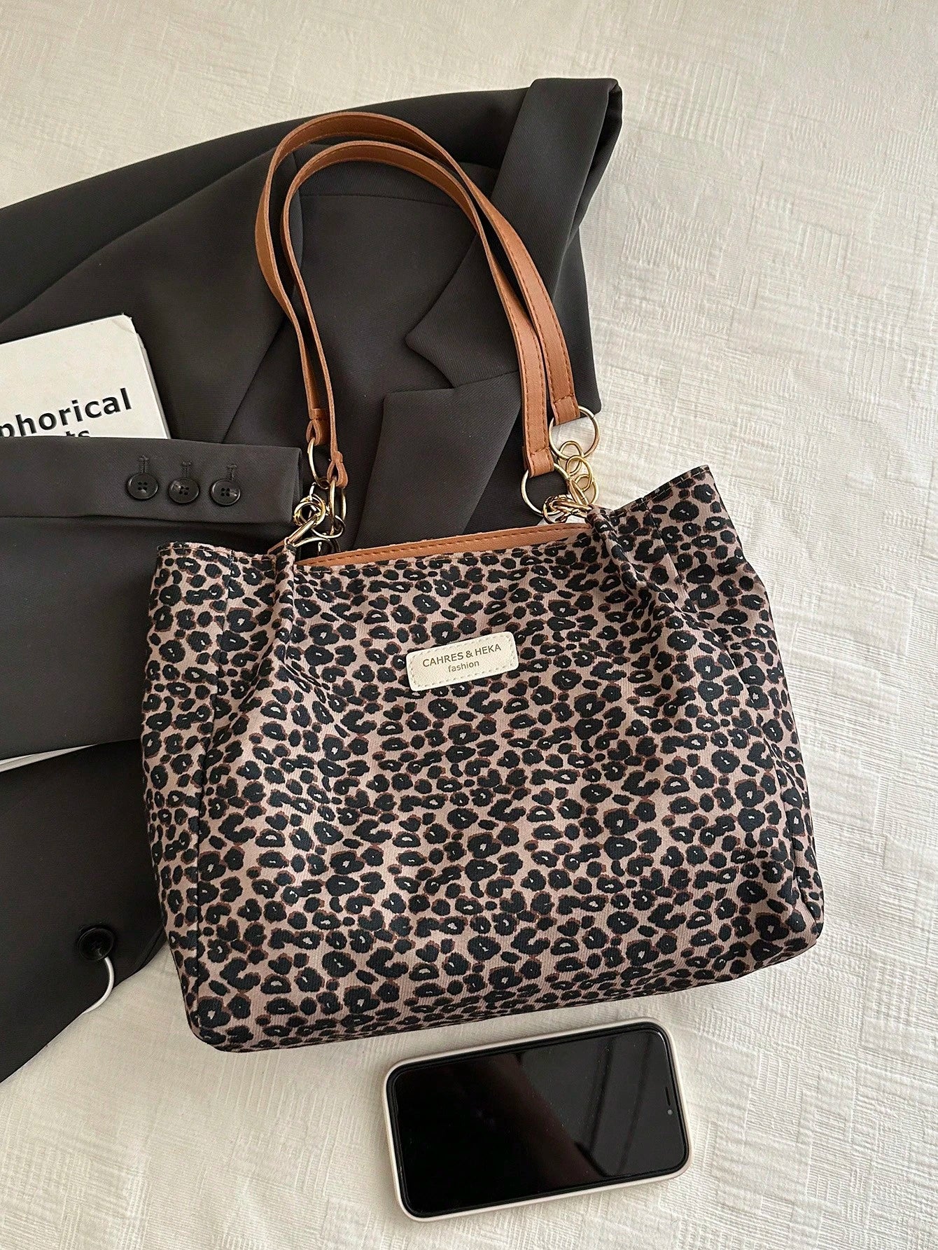 Fashionable Striped Handbag- Women's Large Capacity Shoulder Bag- Zipper Tote Bag For Daily Use- Metal Chain Tote Bag Minimalist Chain Shoulder Tote Bag For Teen Girls Women College Students,Rookie