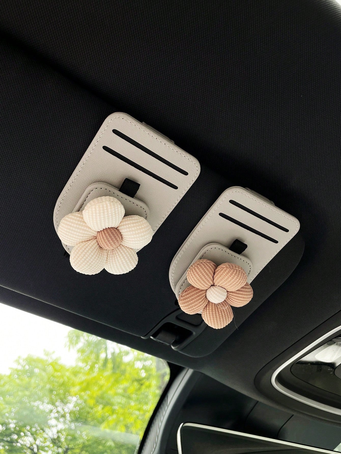 Floral Car Sun Visor Clip, Multi-Function Card Holder, Car Interior Accessories, Fashion Glasses/Eyeglasses Storage Card Clip