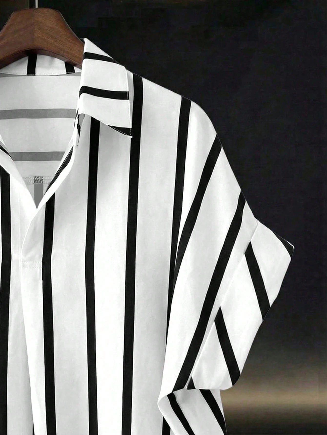 Franclia Black And White Striped Women's Summer Casual Vacation Shirt, French Design Loose Batwing Sleeve Lapel Short Sleeve Top, Beach