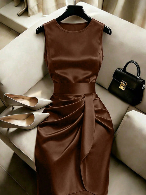 Franclia High-End Luxury Niche Fashion New French Retro Sleeveless Ruched Shiny Slit Asymmetric Cinched Waist Women Dress