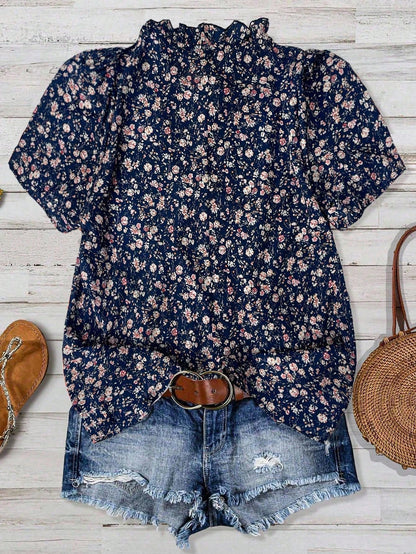 Franclia Plus Size Ditsy Floral Short Sleeve Casual Vacation Shirt