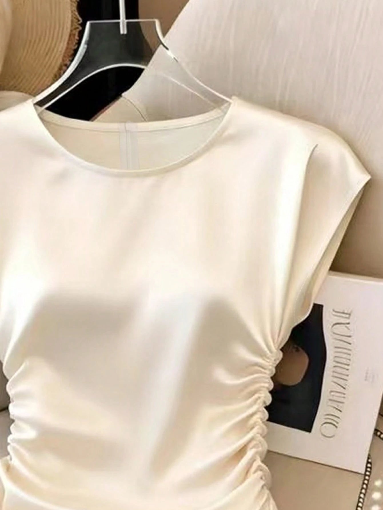 Franclia Women's Cream White Elegant Summer Tea Party Dress, Satin Glossy Cinched Waist Up Spring Holiday Beach Vacation Casual Outdoor Party Dress