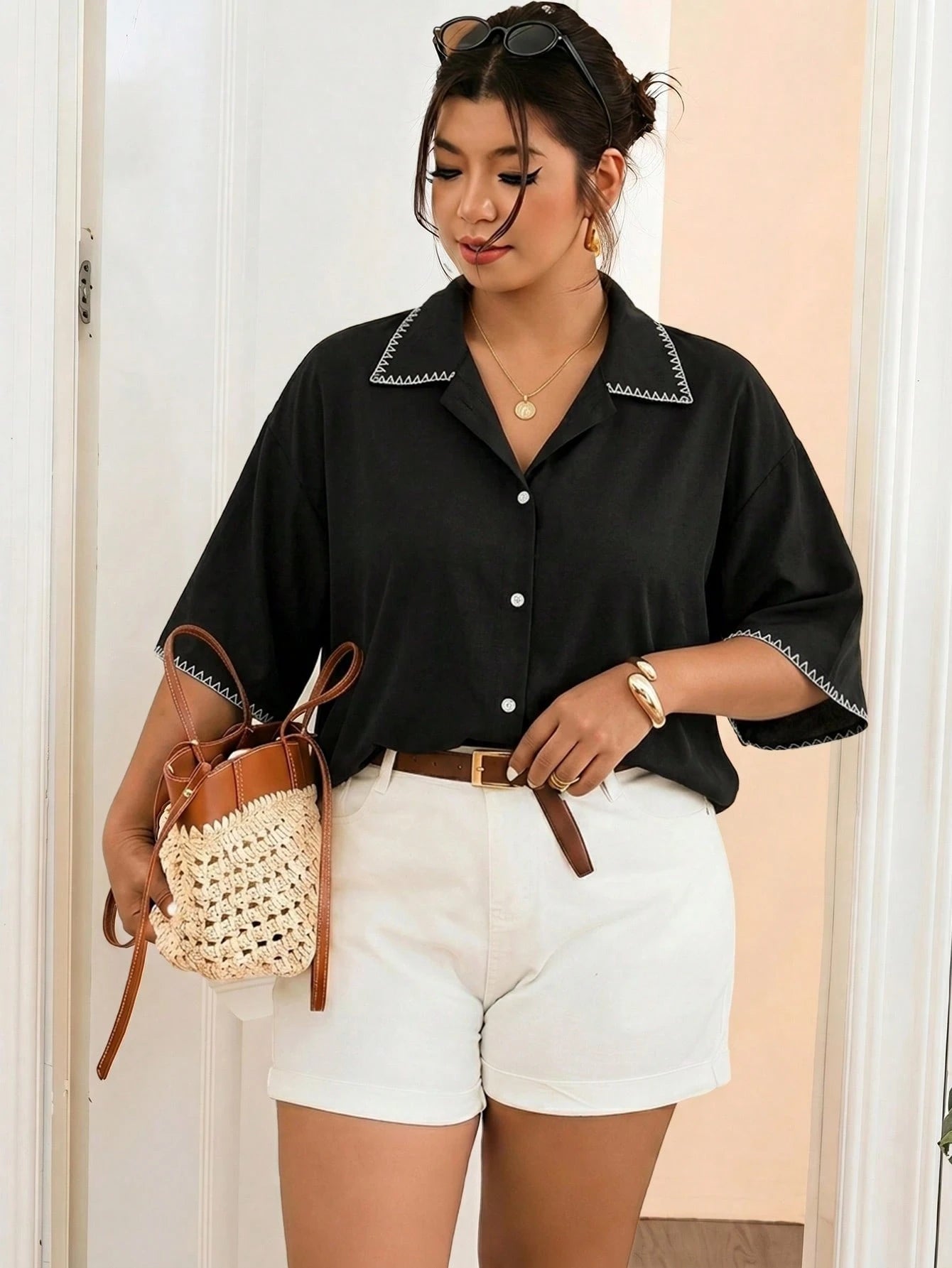 Frenchy Casual Shell Flower Contrast Color Craft Plus Size Women Black Shirt Spring Summer Fall