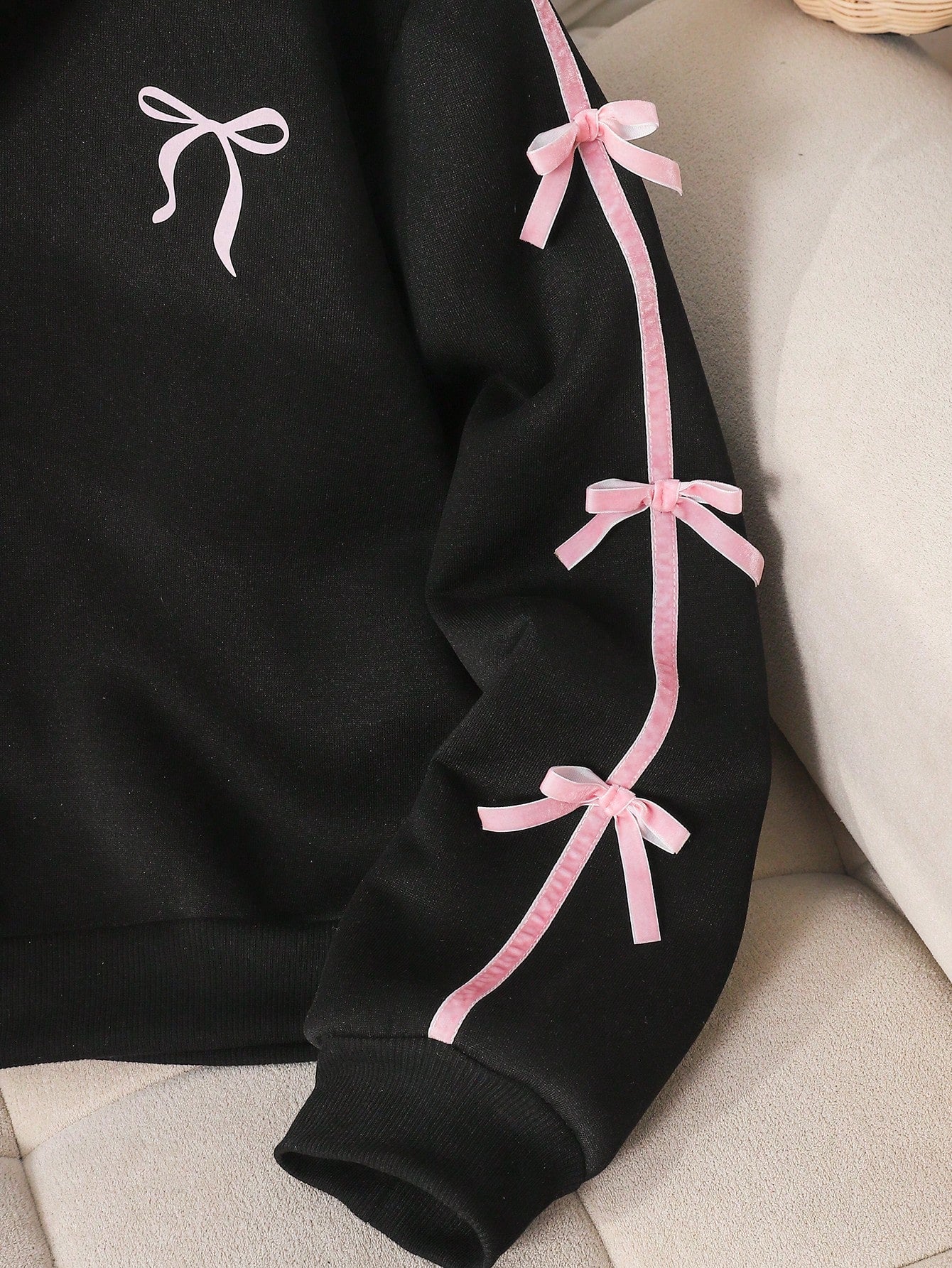 Genkimix Kids Teen Girls Black Cute Winter Zip Up Back-To-School Bow Sweatshirt Jacket,Fleece Fabric Stylish Sleeve Design,Matrix Dance Youthful Solid Color Cute